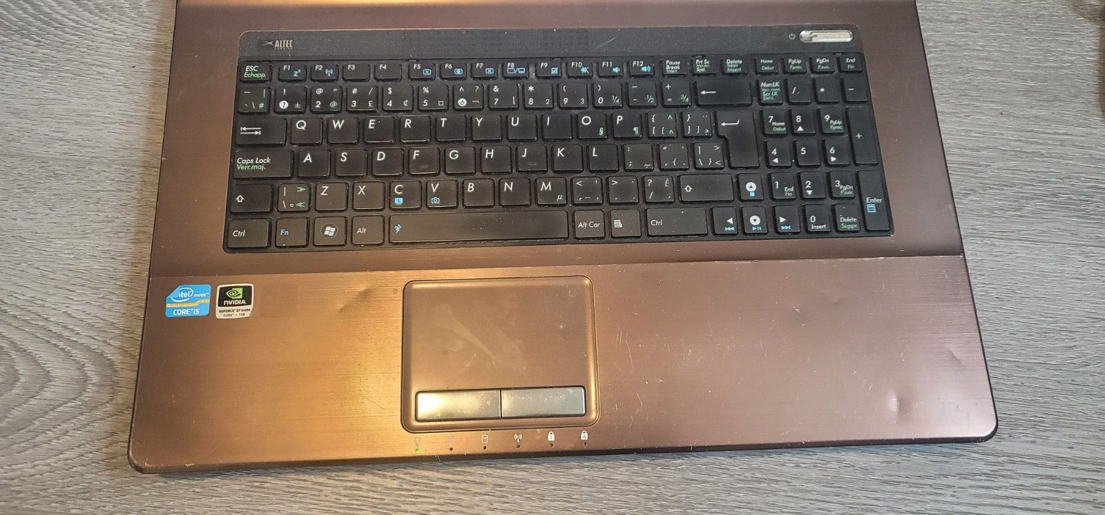 Asus K73S Intel Core i5 2410M @2.30GHz 6GB RAM 250GB – 15.6inch 051023A