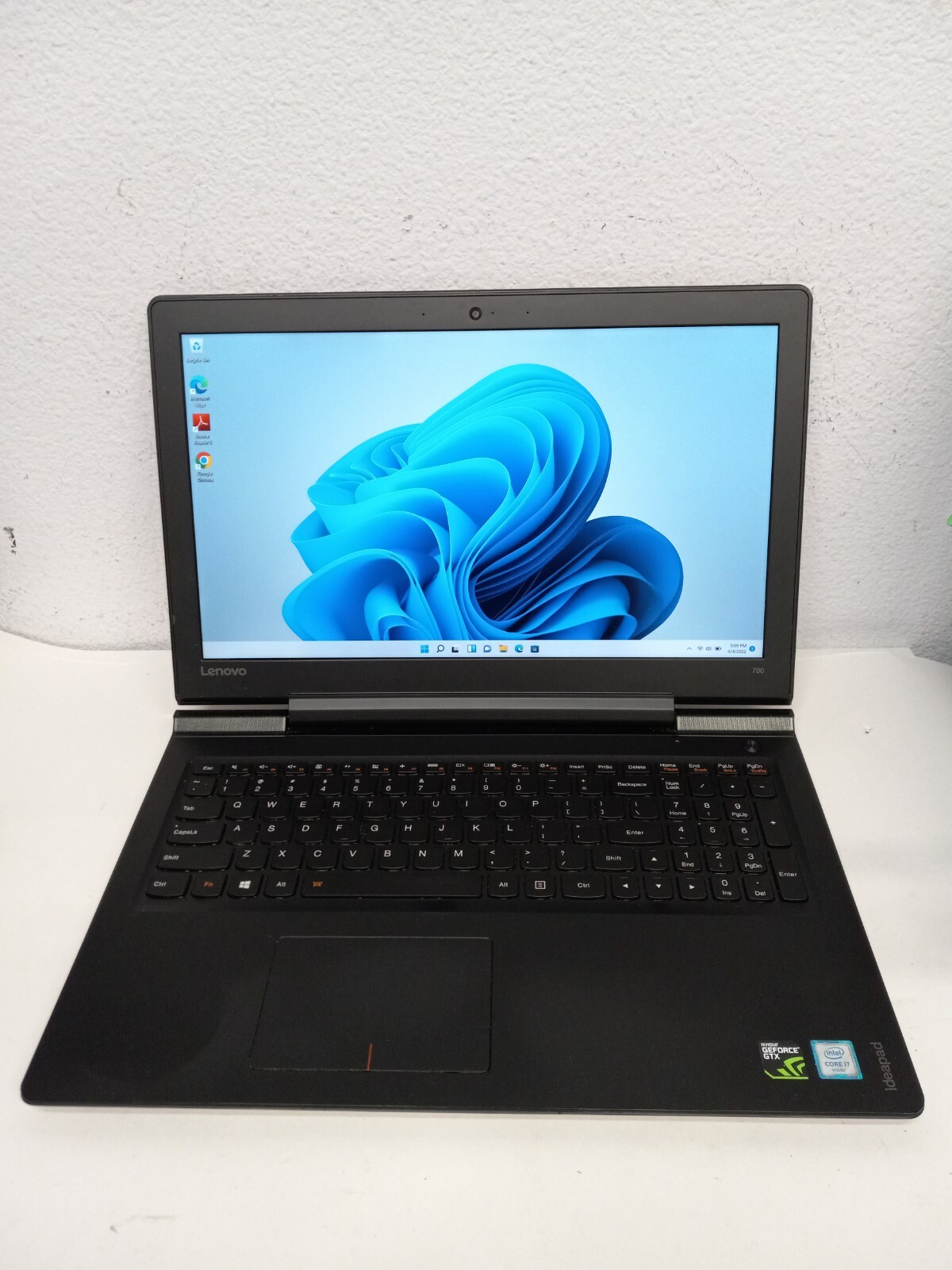 Lenovo 700-15ISK 15.6″ Intel-Core i7-6700HQ 16GB 1024GB SSD Win11 H NVIDIA 950M