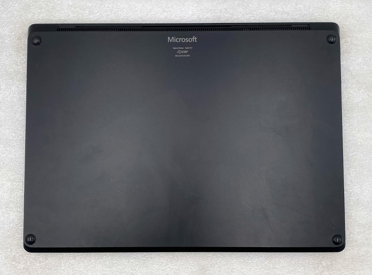 Microsoft Surface Laptop 5- 256GB SSD, 16GB DDR5 RAM, i7-1265U CPU, Win 11 Pro