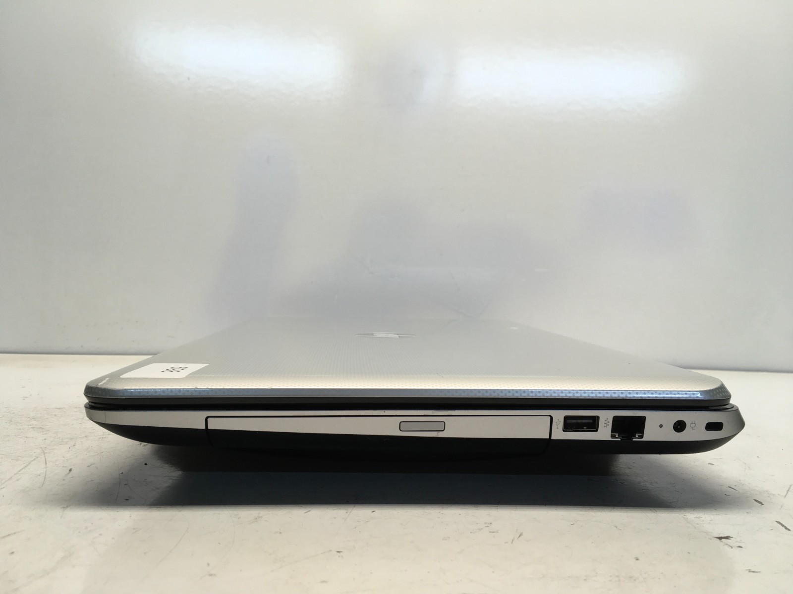 HP Pavilion 17-E017CL AMD A6-5350M 2.9GHz 4 GB NO HDD