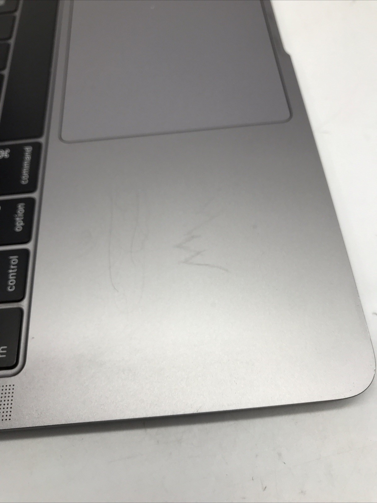2018 Apple MacBook Air 13″ i5 1.6GHz 8GB 128GB – A1932 EMC3184 *Read* D/F Grade