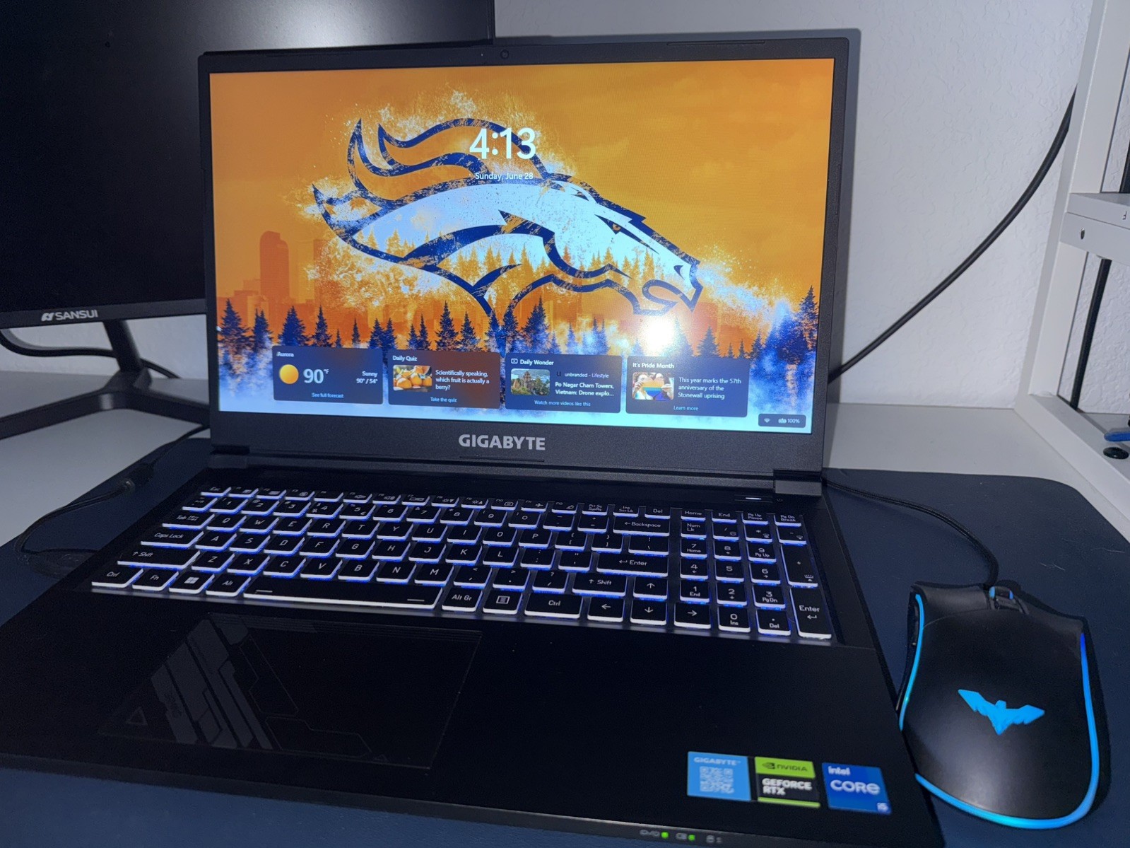 Gigabyte G5 Gaming Laptop with NVIDIA 4050 16GB RAM