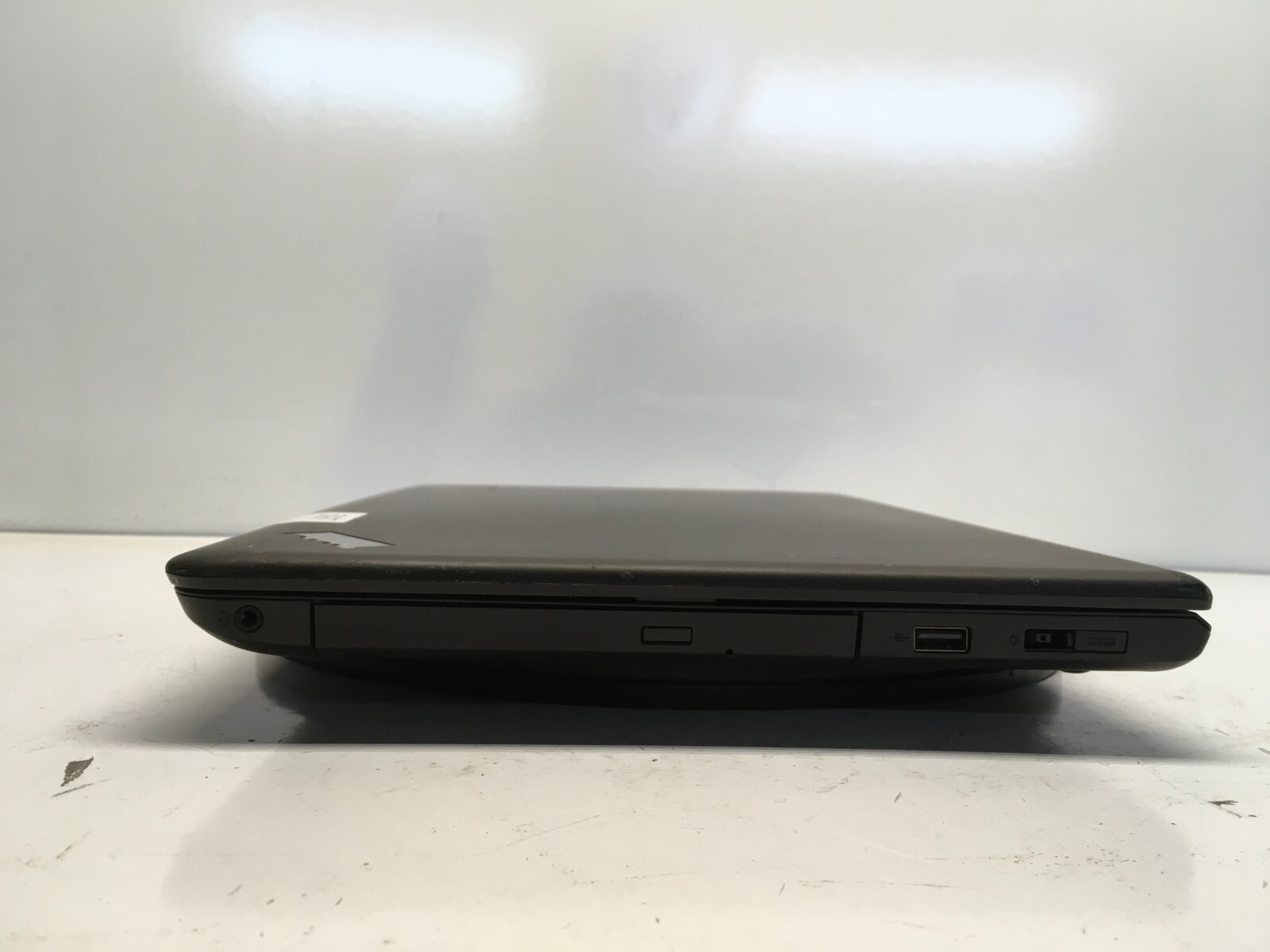 Lenovo ThinkPad E550 Intel i3-4005U 1.7GHz 4 GB NO HDD