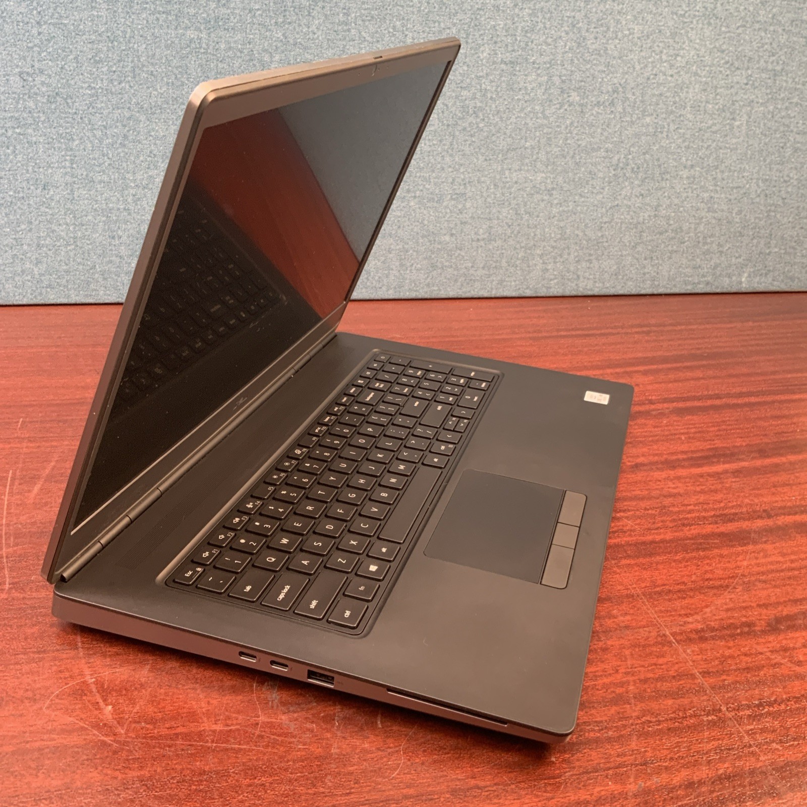 Dell Precision 7750 Intel i7-10850H 32GB RAM 1024 GB SSD Win 11 Pro