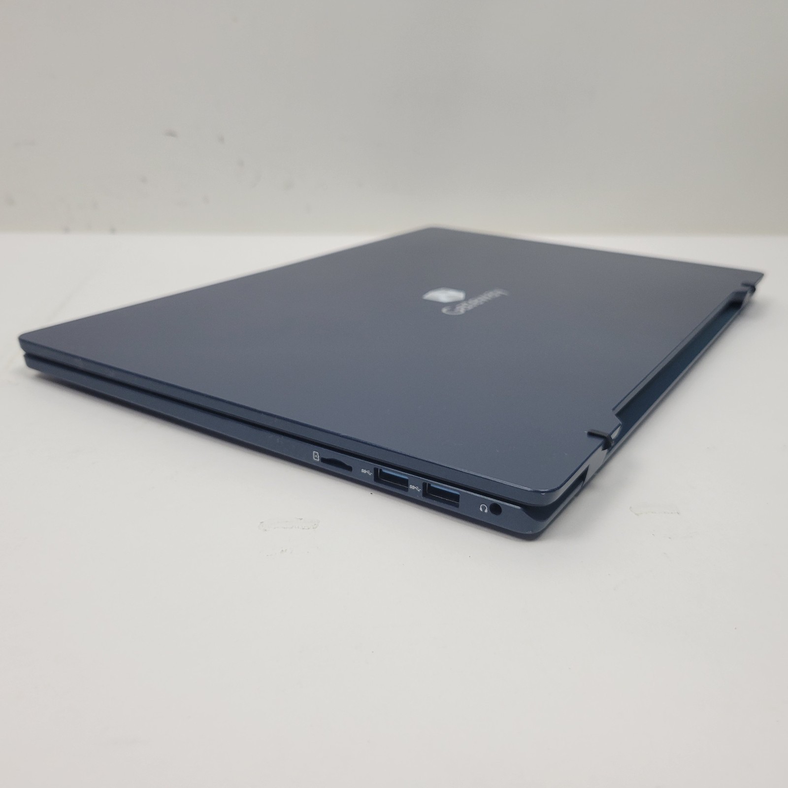 Gateway GWNC21524-BL 15.6″ HD Celeron N4020 1.1GHz Intel UHD Graphics 600 4GB