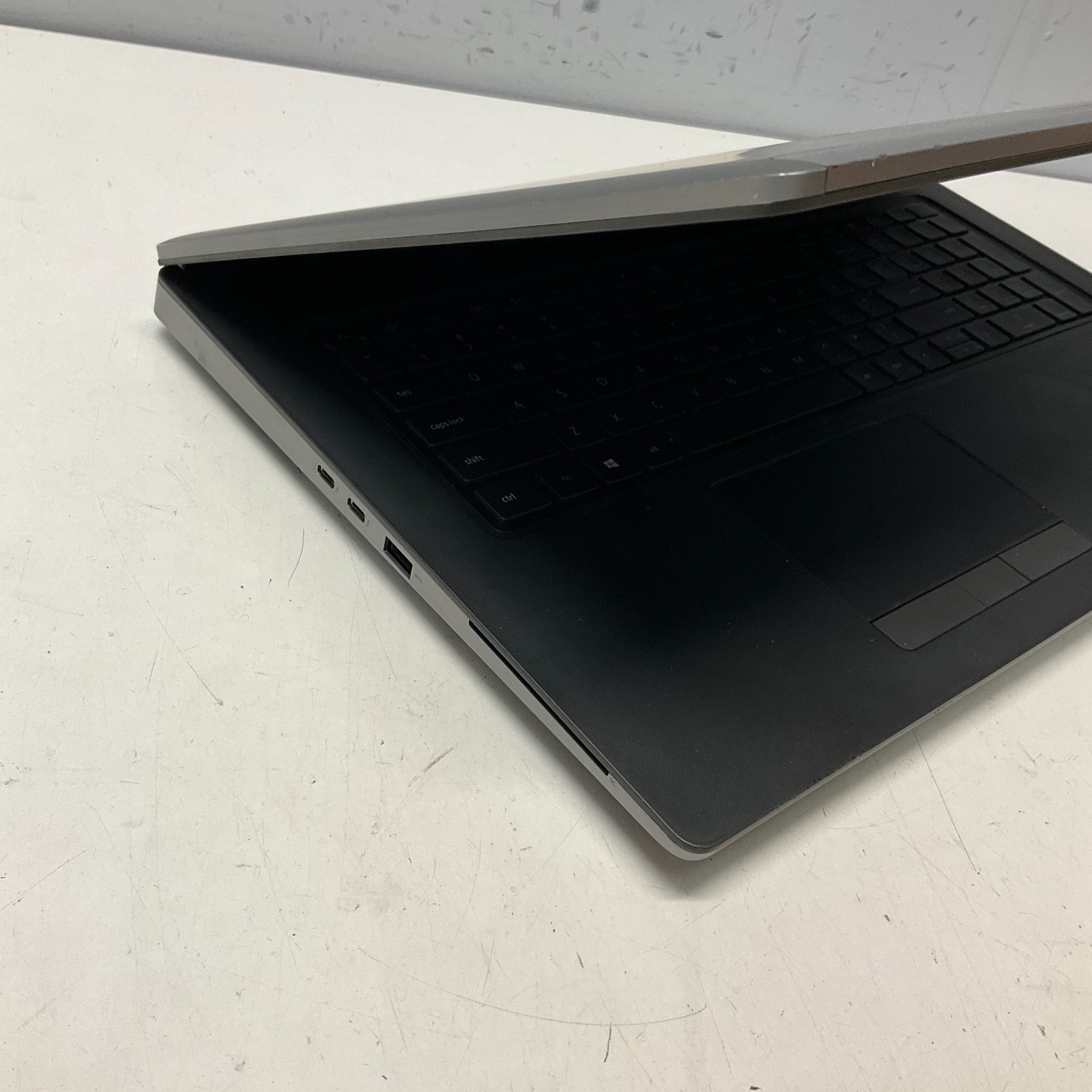 Dell Precision 7750 17.3 FHD i7-10750H 2.60GHz 32GB 128GB Quadro RTX 5000 BIOS