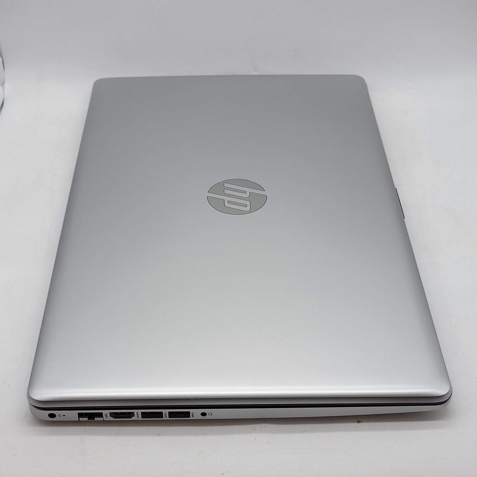 HP Laptop 17-ca0016ds 17″ A9-9425 3.1GHz 8GB RAM 256GB SSD