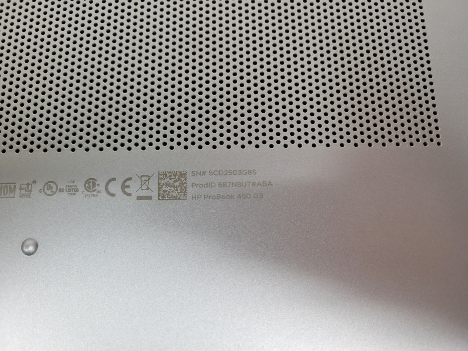 HP ProBook 450 G9 15.6″ i5-1235U 8GB RAM 512GB SSD Win 11 Pro *Dents* | C745
