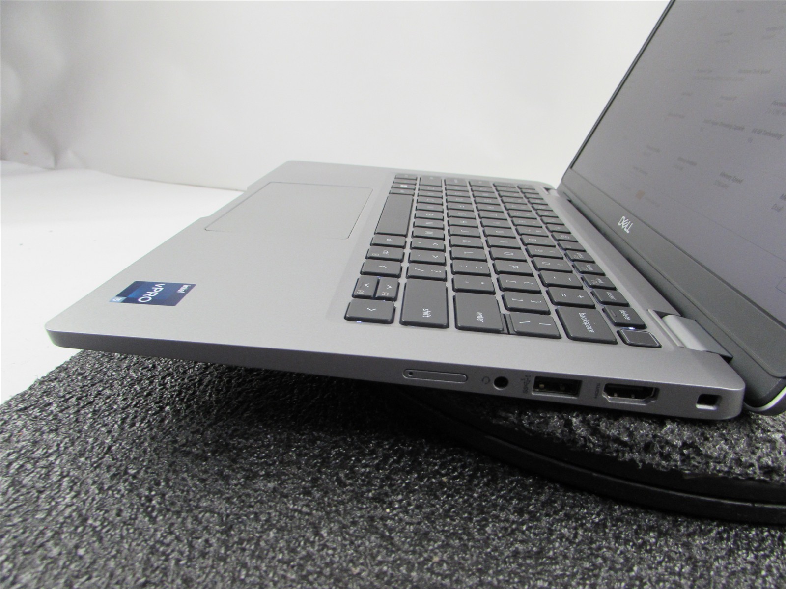 DELL LATITUDE 5330 FHD TOUCHSCREEN I5-1245U 10 CORE 512GB SSD 16GB RAM NO O.S