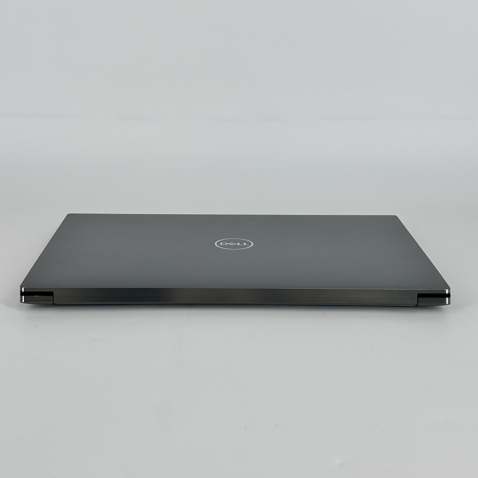 Dell Precision 5550 15.6 FHD+ i7-10750H 2.60GHz 32GB 1TB SSD Quadro T1000