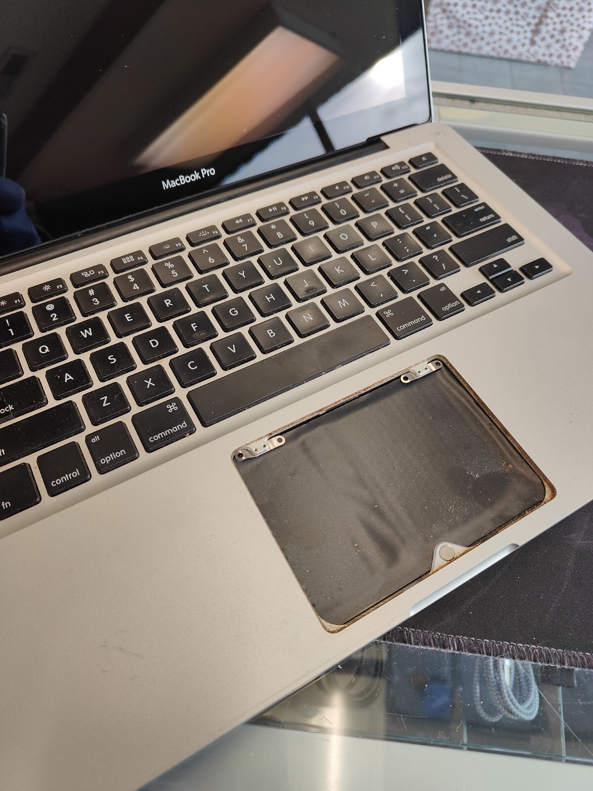 MacBook Pro Mid 2012, A1278, Needs Keyboard, Powers On, Please Read