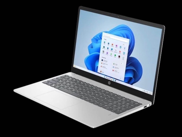 HP 15-FD0025ST 15.6″ i5-1335U 8GB RAM 256GB SSD Laptop Windows 11 W/ Fingerprint