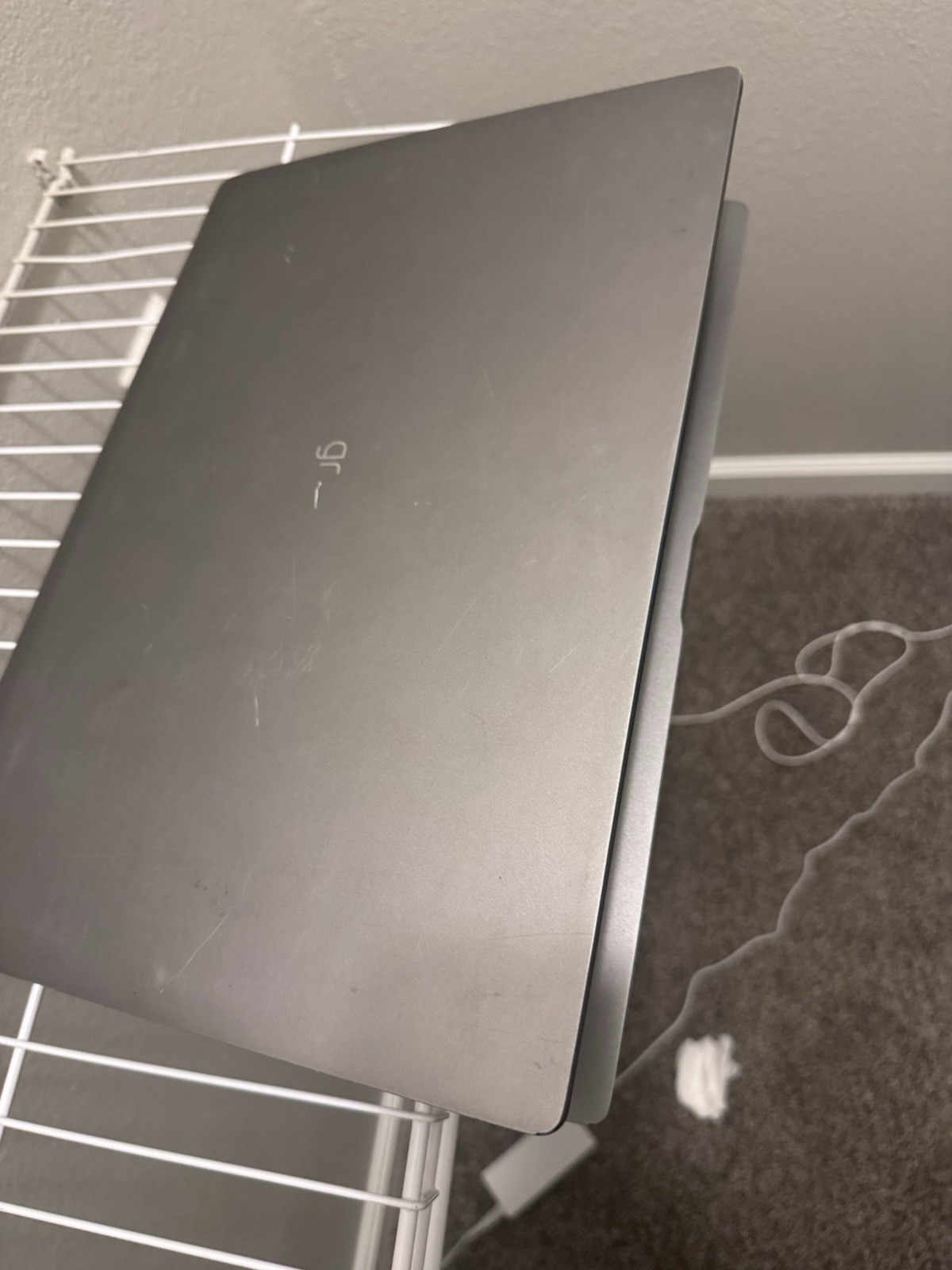 LG gram 17.3″ (512GB SSD, Intel Core i7 10th Gen., 3.90 GHz, 40GB) Laptop