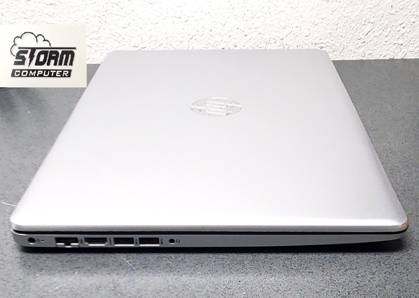 HP 17-BY1023C1 Touchscreen Laptop i7-8565U 8GB 17.3″ 6MW69UA