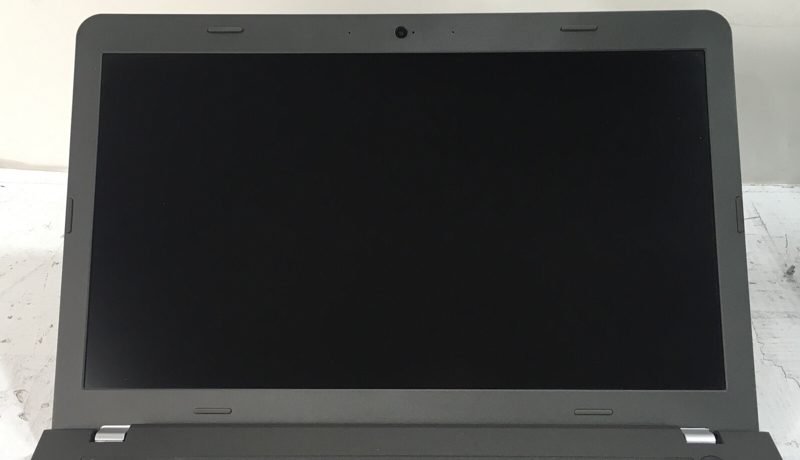 FOR PARTS Lenovo Thinkpad E560 15.5″ Intel Core I7 NO HDD READ DESCRIPTION