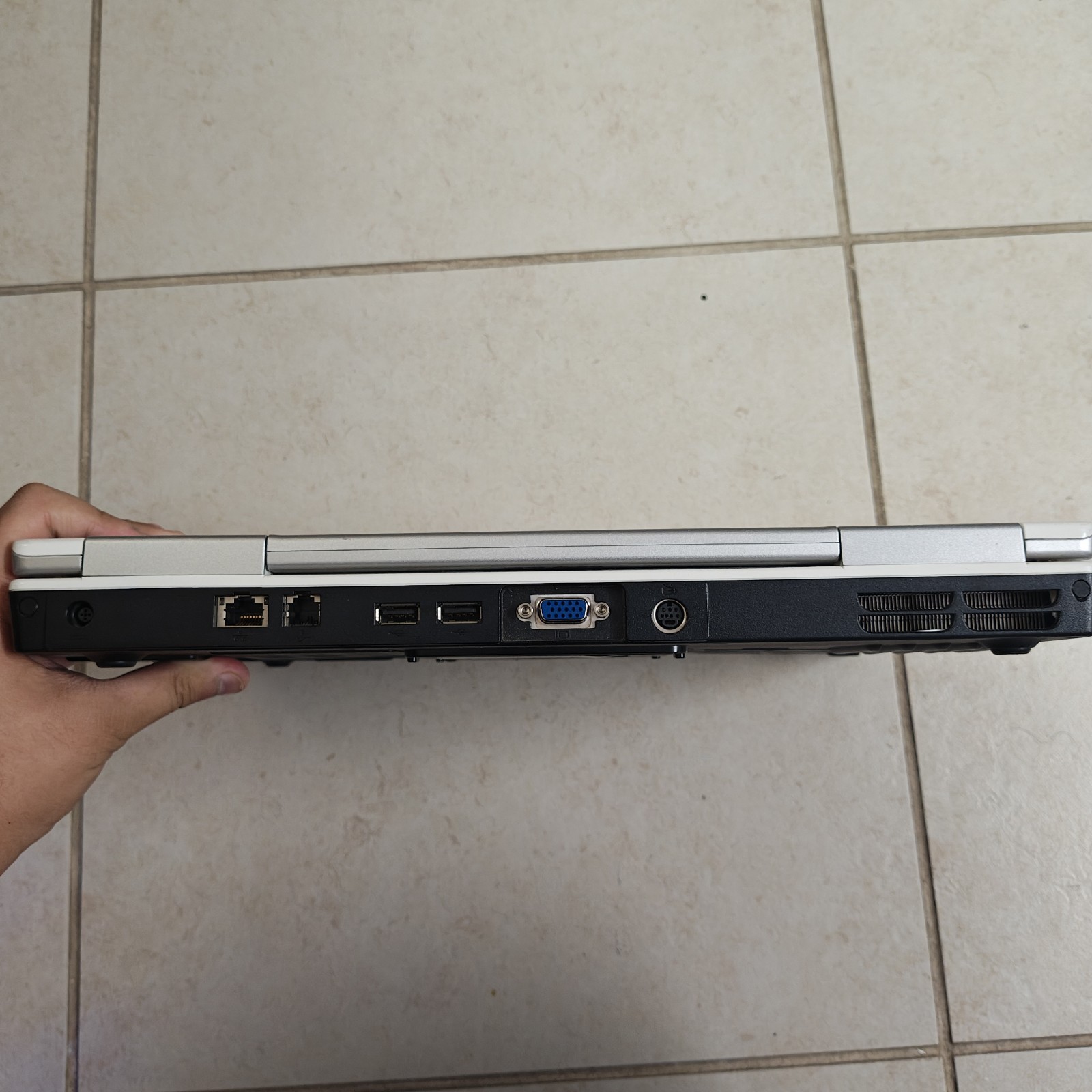 Dell Inspiron E1505 15.4″ Laptop – NO HDD/1GB RAM – Intel Core Duo #3925
