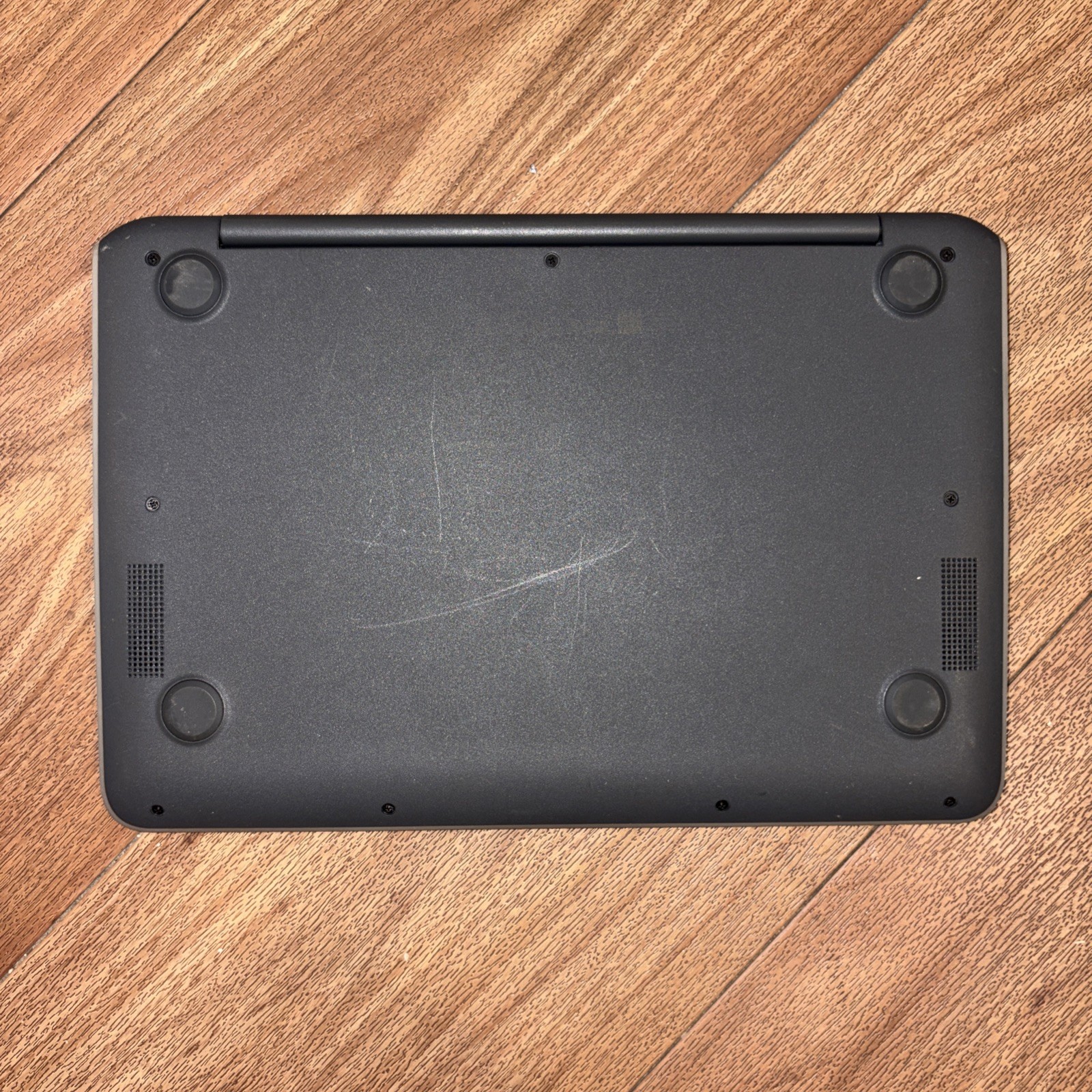 HP Chromebook 11 G7 EE 11.6″ Chromebook – 1366 x 768 – Celeron N4000-4 GB RAM