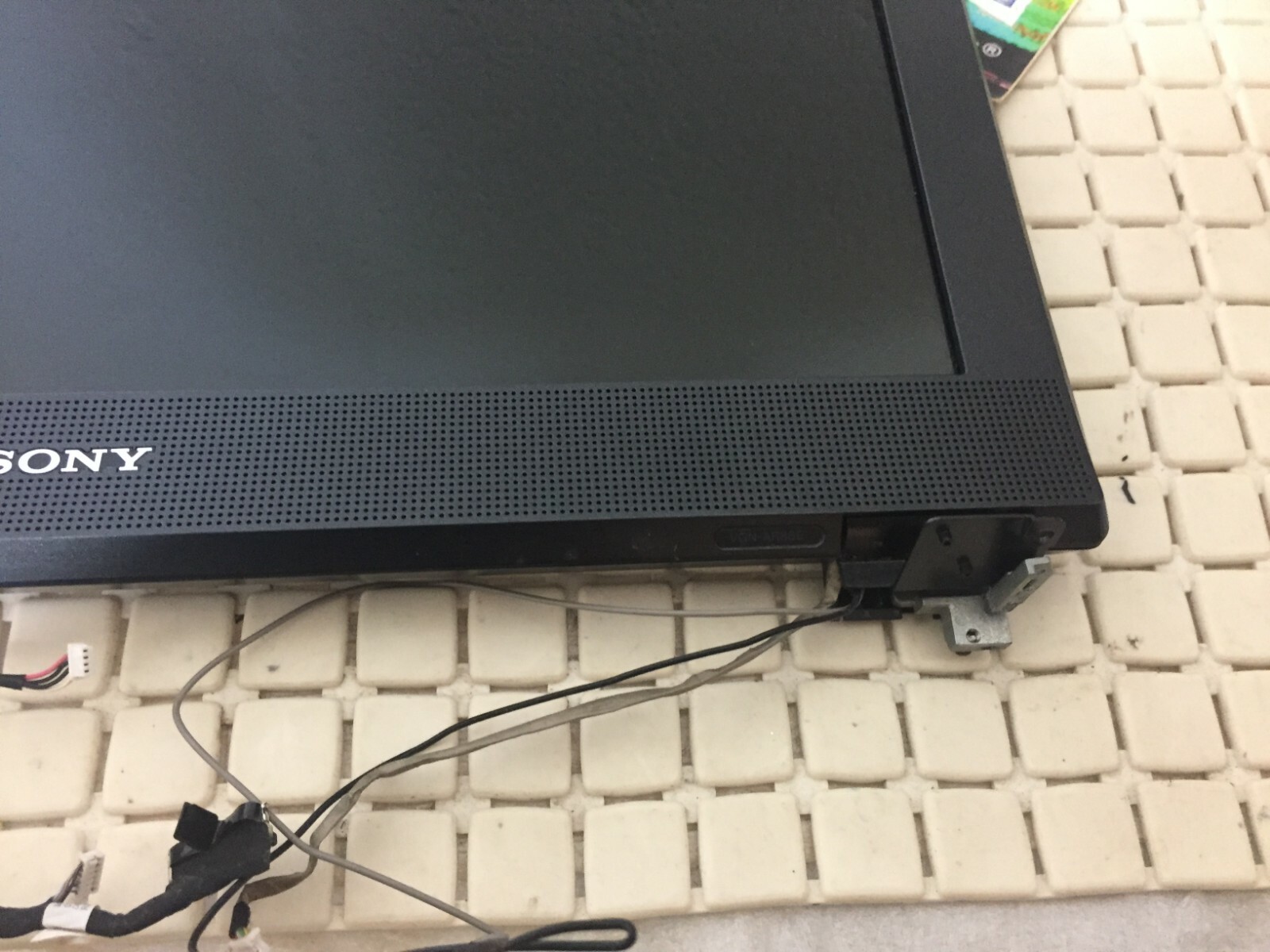 SONY VAIO PCG-8122M VGN-AR88E LCD + FRAME COVER WECAM FLAT HINGES