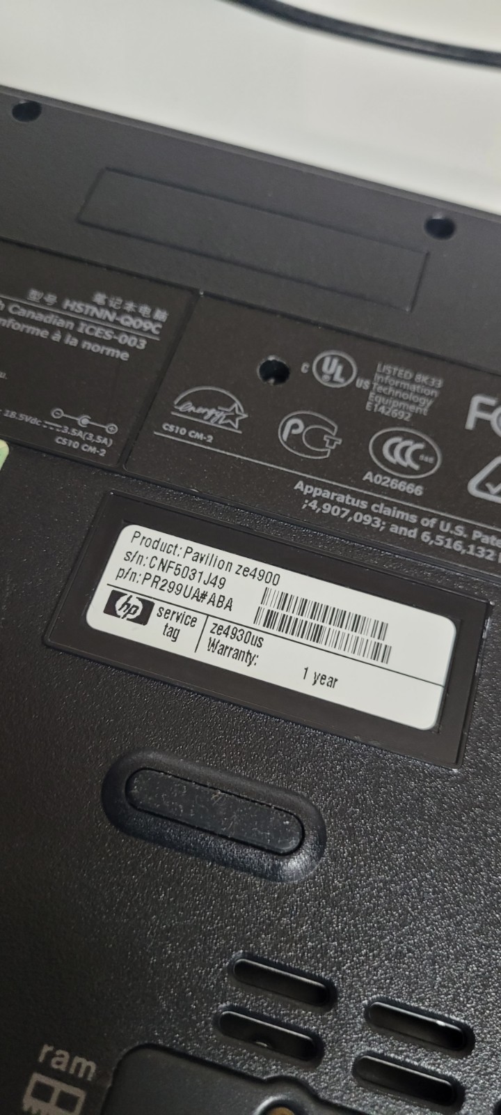 HP Pavillion ze4900 Laptop 1.30 GHz 224MB RAM – WORKING