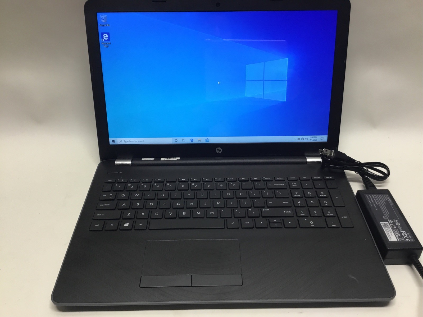 HP 15-db0011dx 15-db0011dx 15.6″ A6-9225 2.6GHz 4GB RAM 1TB HDD