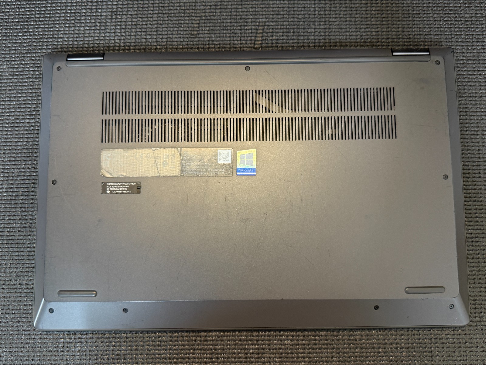 Lenovo IdeaPad Flex 5 15IIL05 15.6″ Intel i7-1065G7 1.30GHz 16GB RAM 512GB M.2