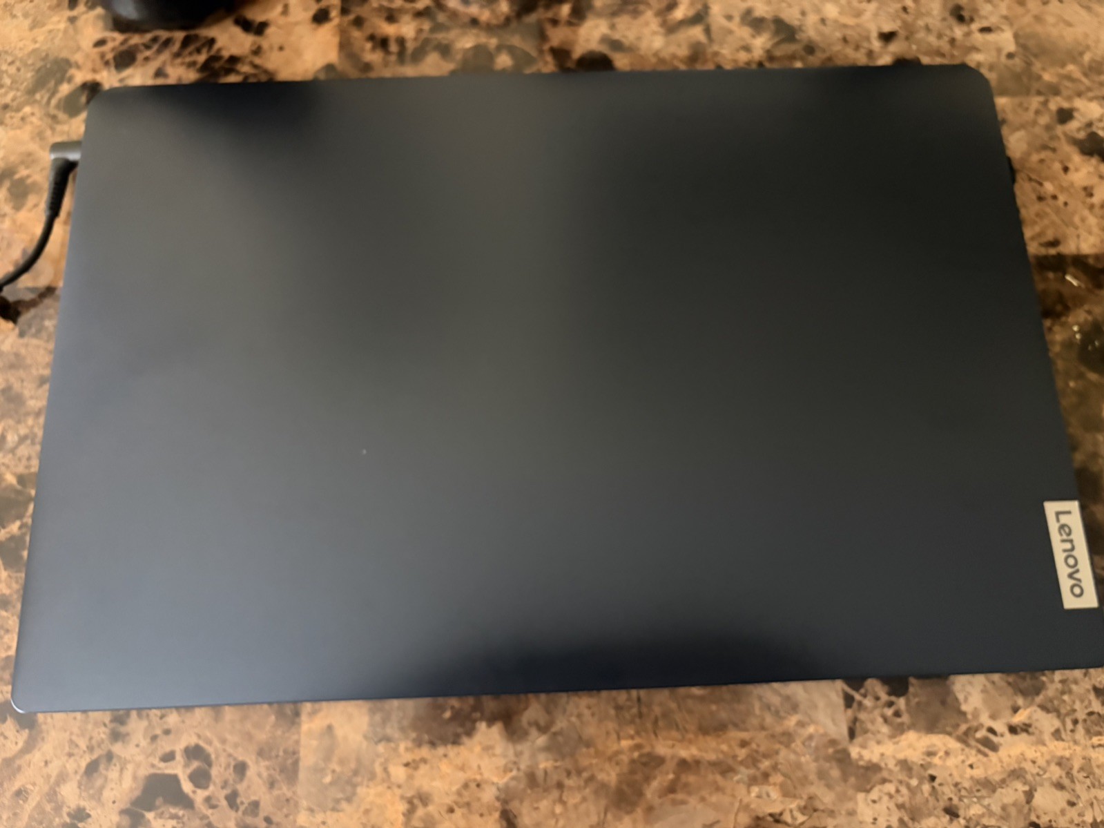 Lenovo IdeaPad 1 15.6″ AMD Ryzen 5 7520U 8GB RAM 256GB SSD Windows 11