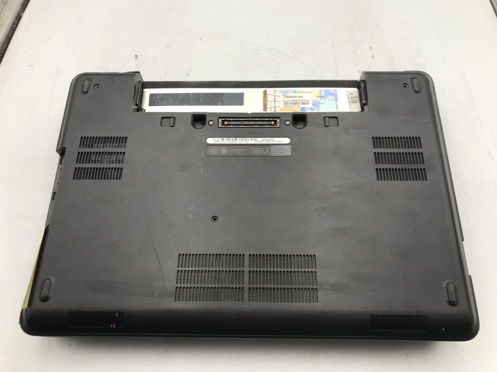 DELL LATITUDE E5440 – FOR PARTS – LOT OF 2 – INTEL CORE I3 – NO RAM – BB