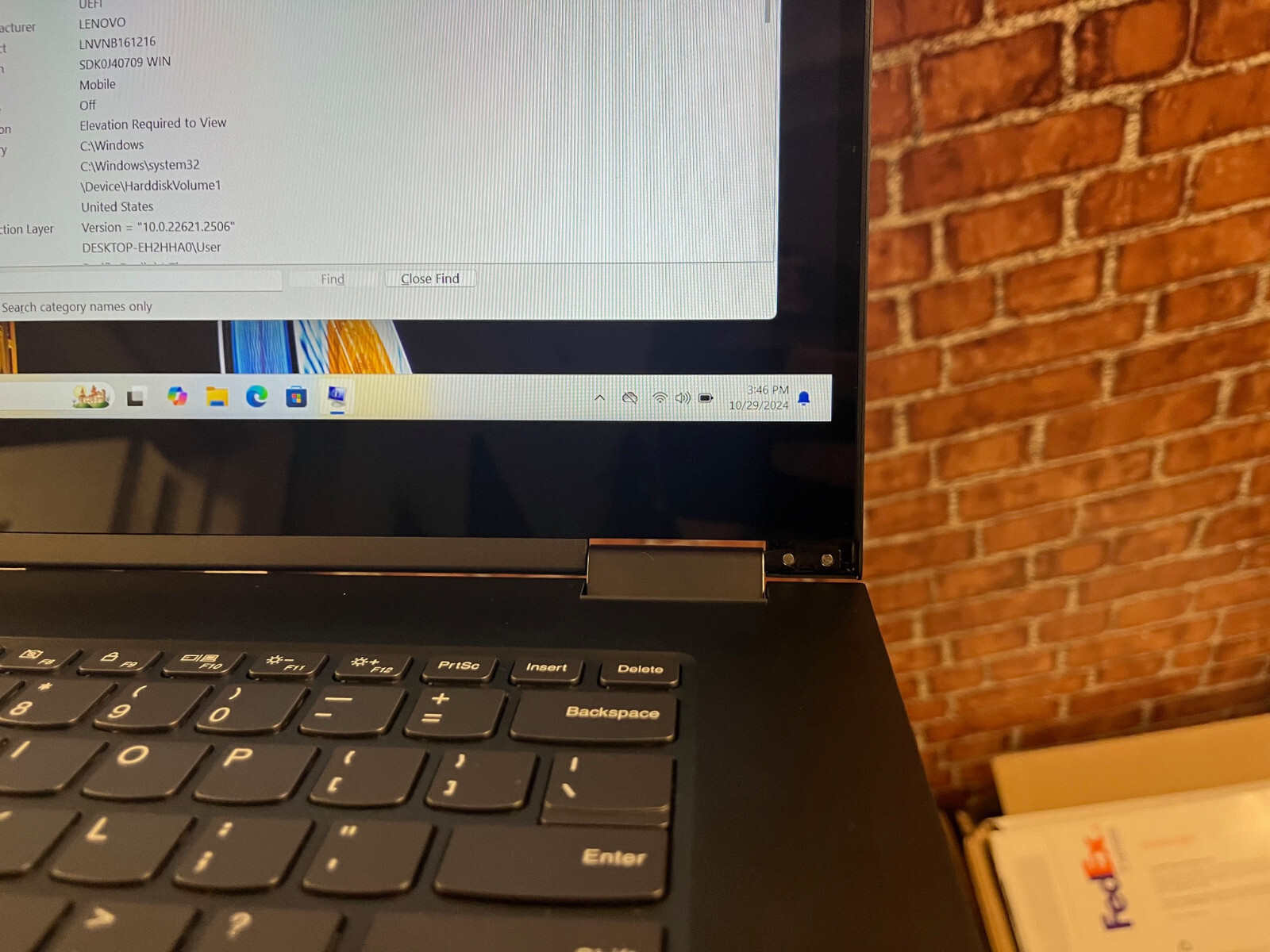 Lenovo Yoga 730, 15.6″ Touch screen, Intel Core i7-8th Gen, 8GB RAM, 500GB SSD