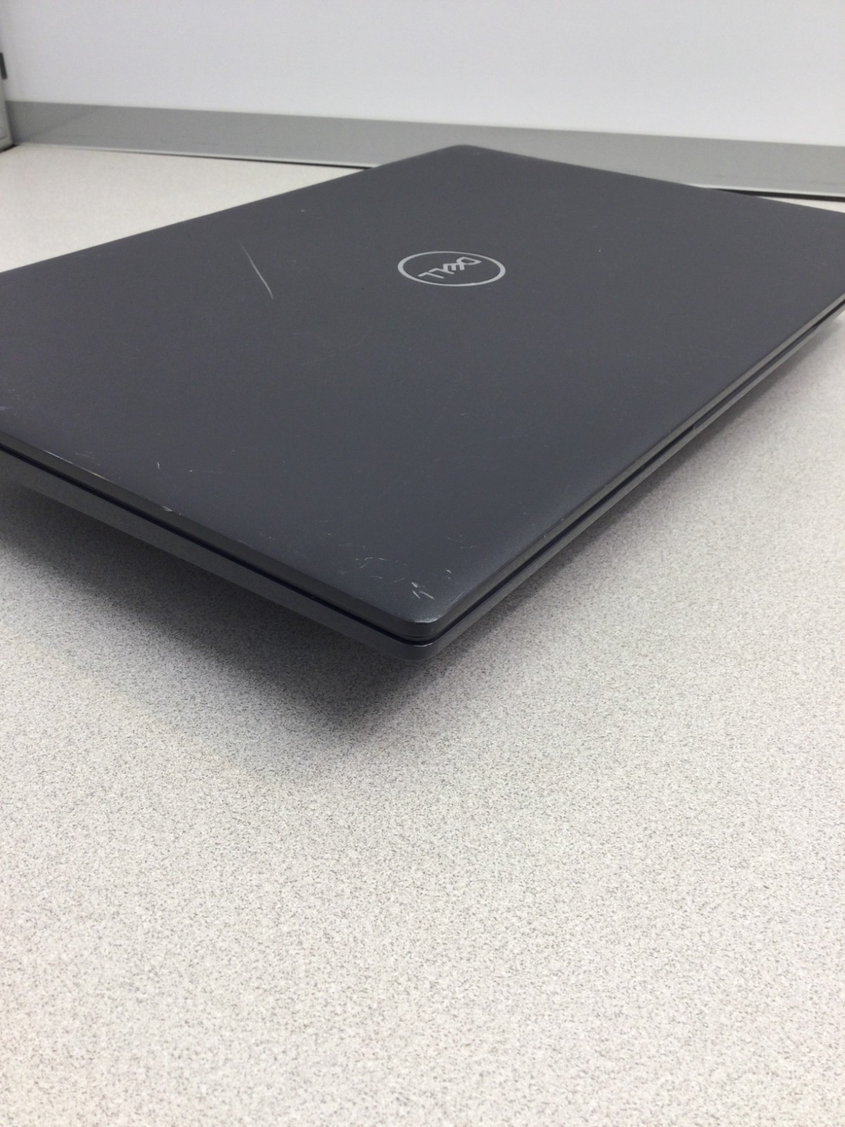 Dell Latitude 3510 15.6″intel core i5-10210U 1.60GHz 8GB RAM 128GB SSD W11P
