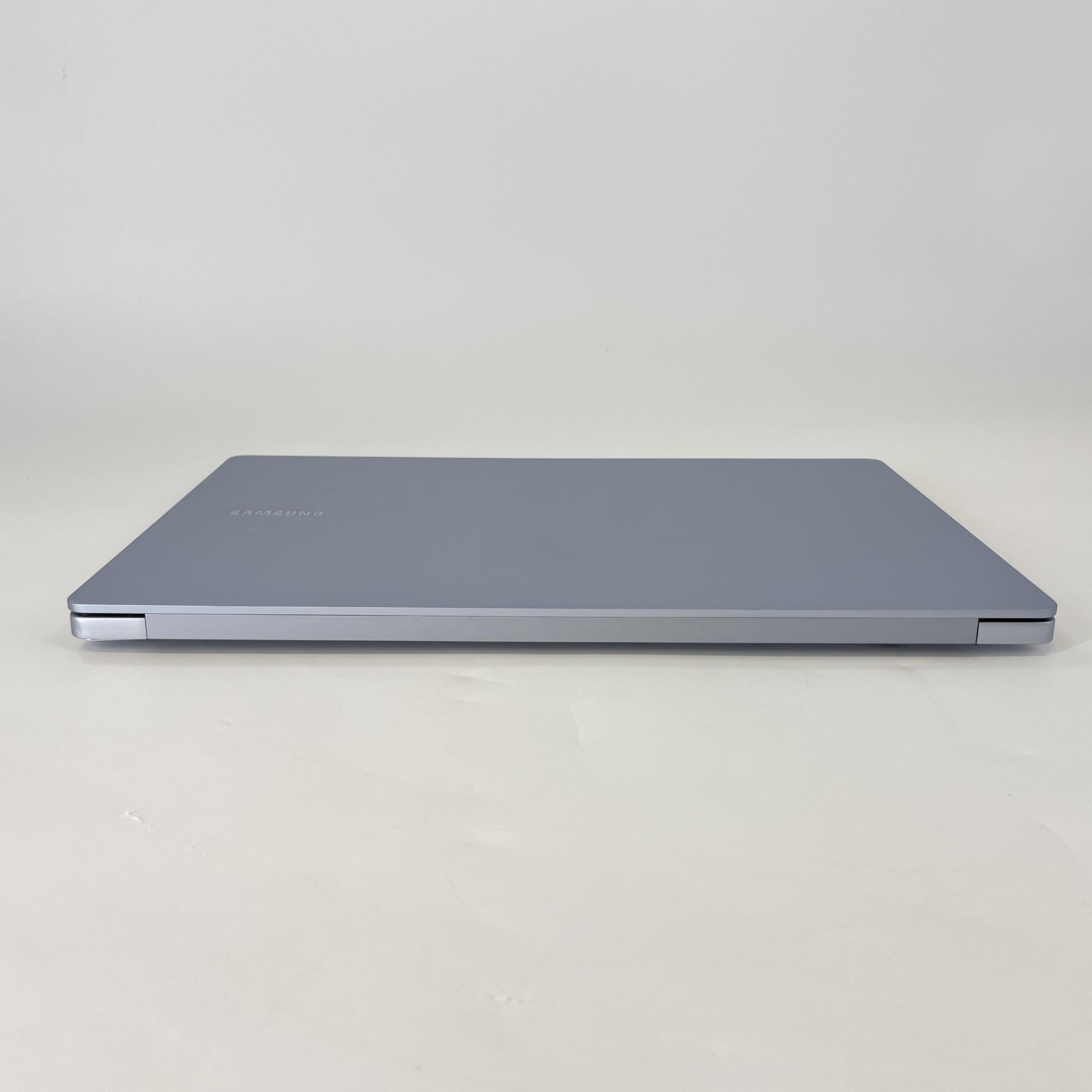 Samsung Galaxy Book4 Edge 15.6 FHD 3.24 GHz X Snapdragon X Plus 16GB 1TB eUFS