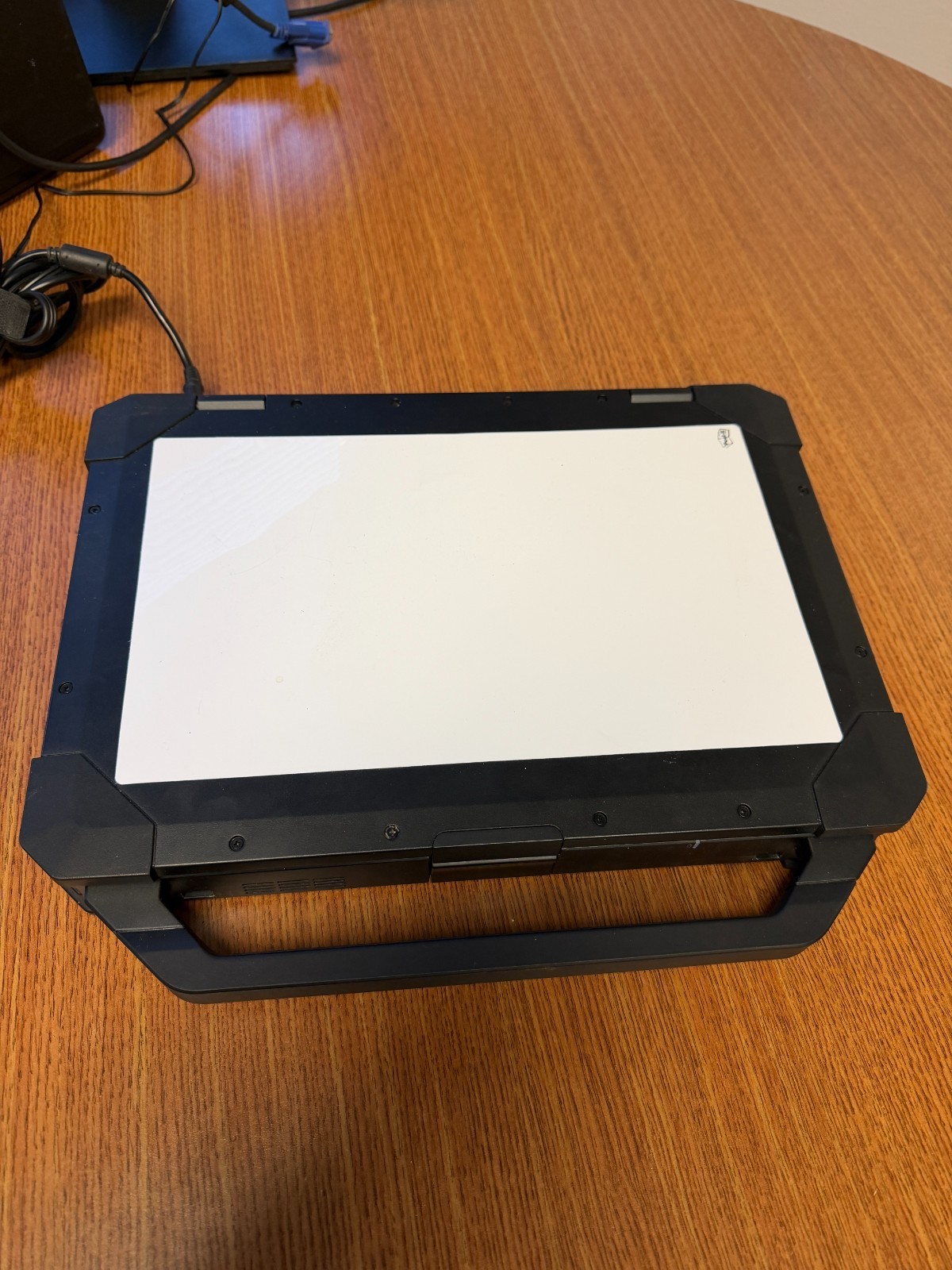 Dell Latitude 5424 Rugged 14″ 128SSD/16GB/i5-8350U/GPS/Win11Pro