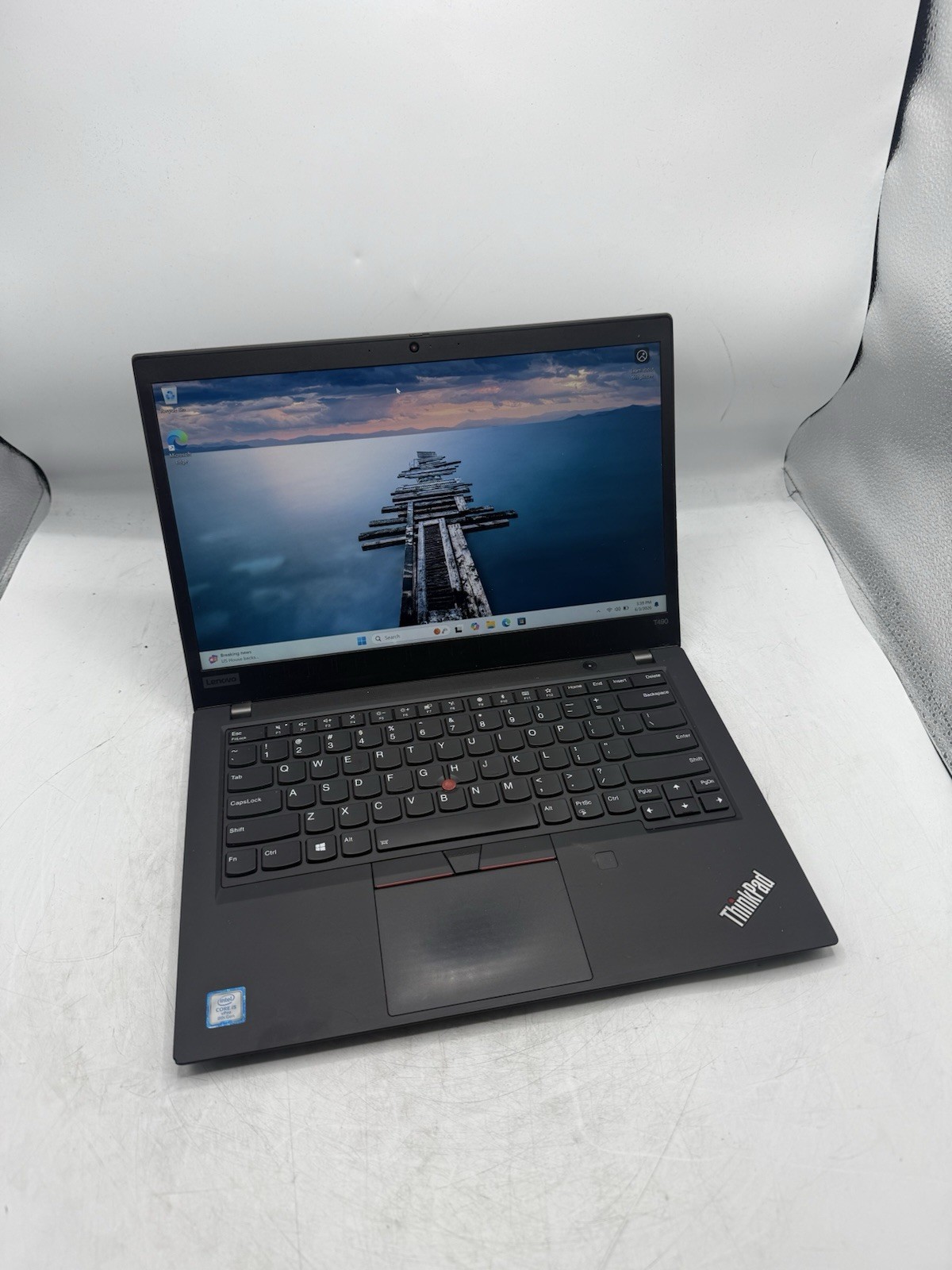 Lenovo ThinkPad T490 14″ FHD i5-8365U 8GB RAM 256GB NVMe Win11P READ