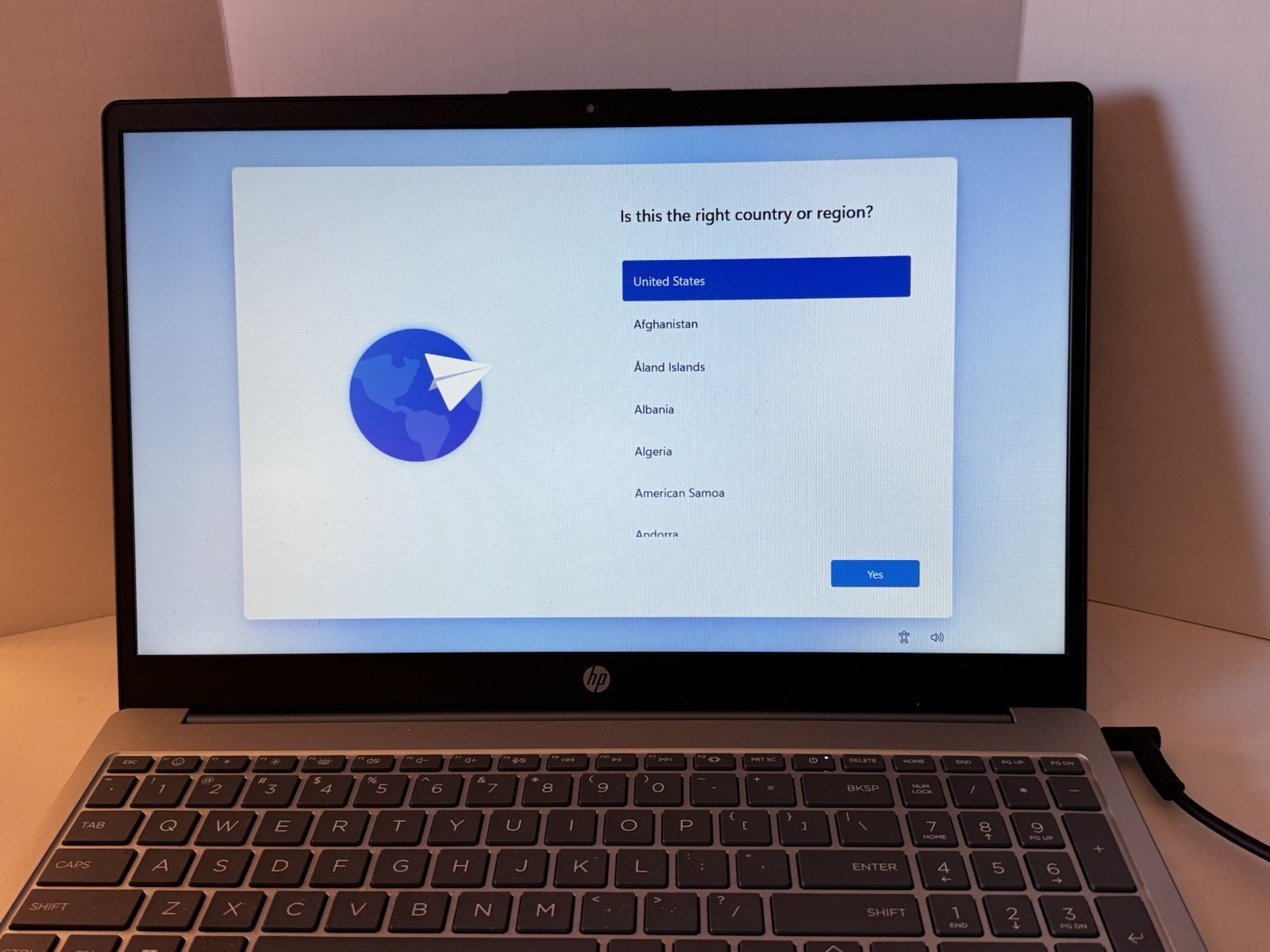 HP Laptop 15.6″ Touch 15-fc0132ds AMD Athlon Silver 7120U,128GB SSD 4GB Ram