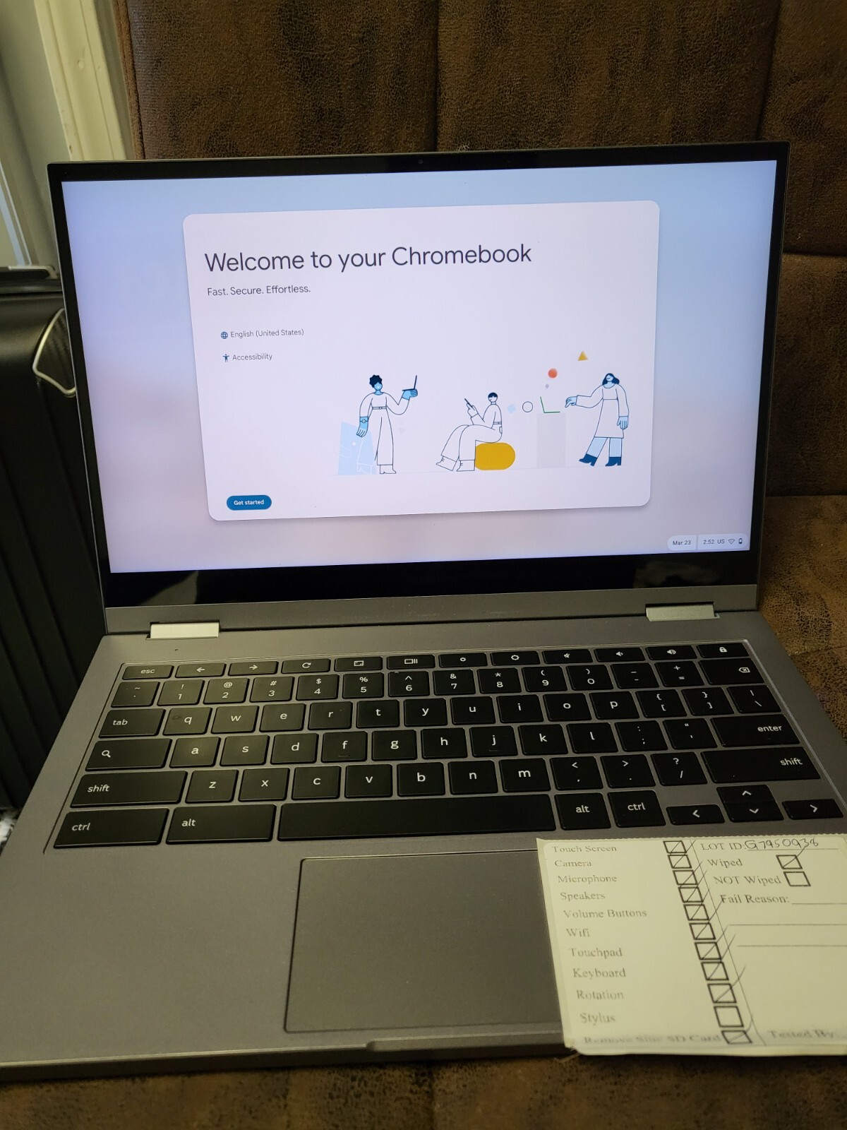 Samsung Galaxy Book2 360 13.3″ (256GB, Core i5-1235U, 1.3GHz, 8GB) 2-in-1