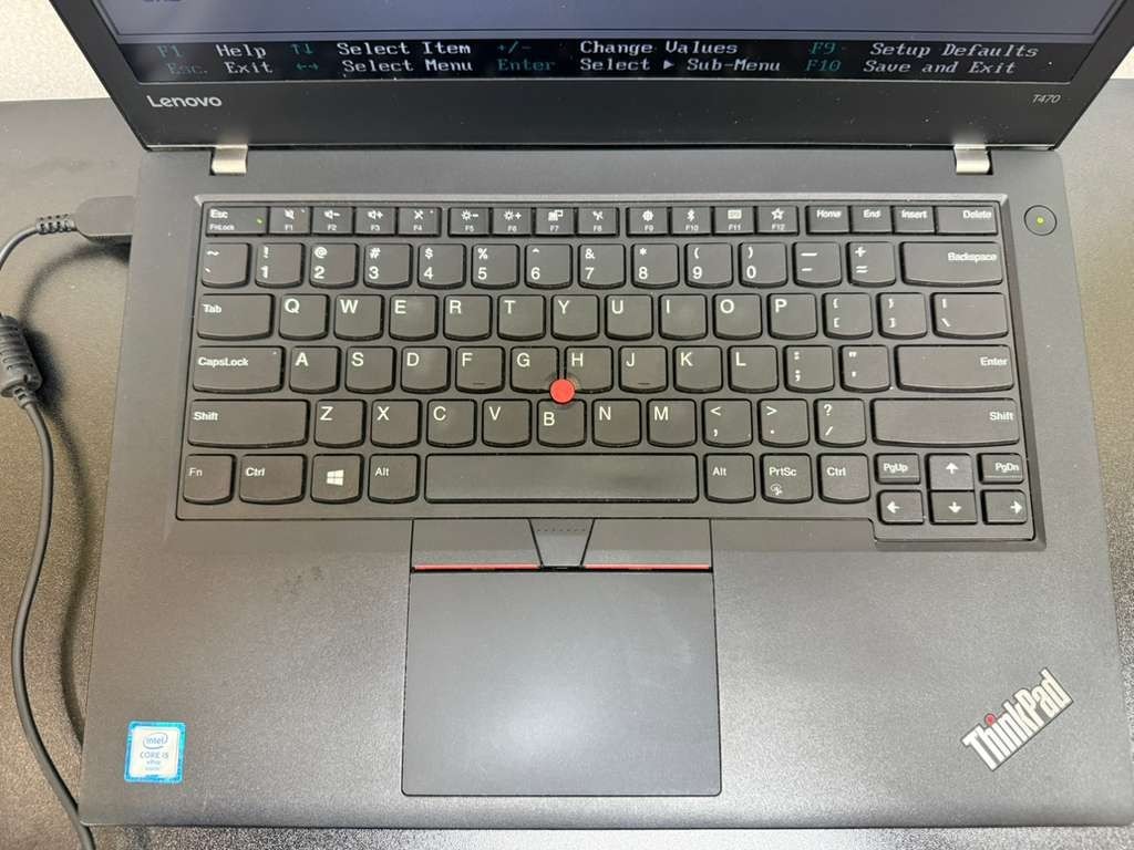 Lenovo ThinkPad T470 14″ i5-6300U 8GB RAM 0GB SSD No Battery Parts Repair Laptop