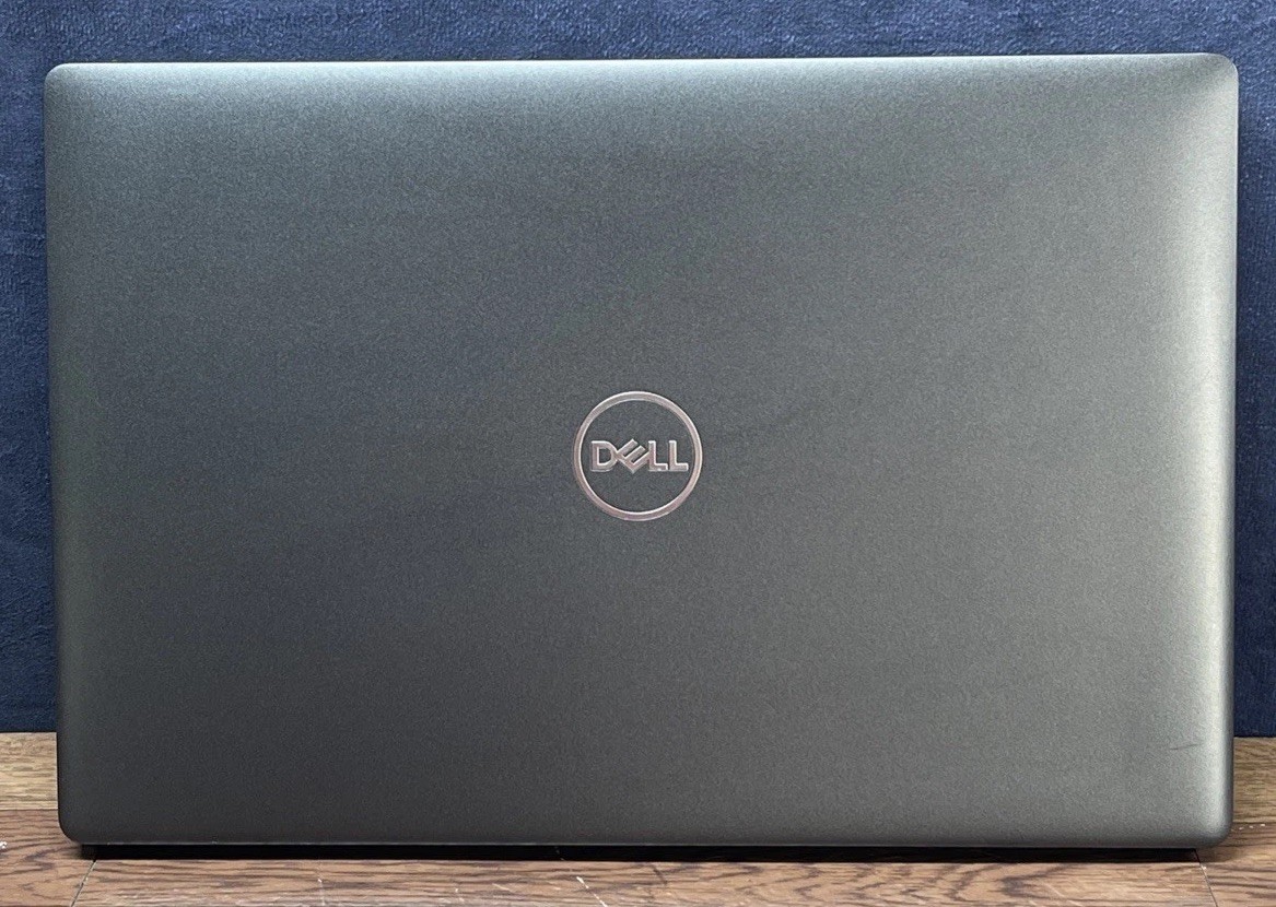 Dell Latitude 5400 14 in Core i5-8365U 1.60 GHz 8GB RAM 256GB SSD