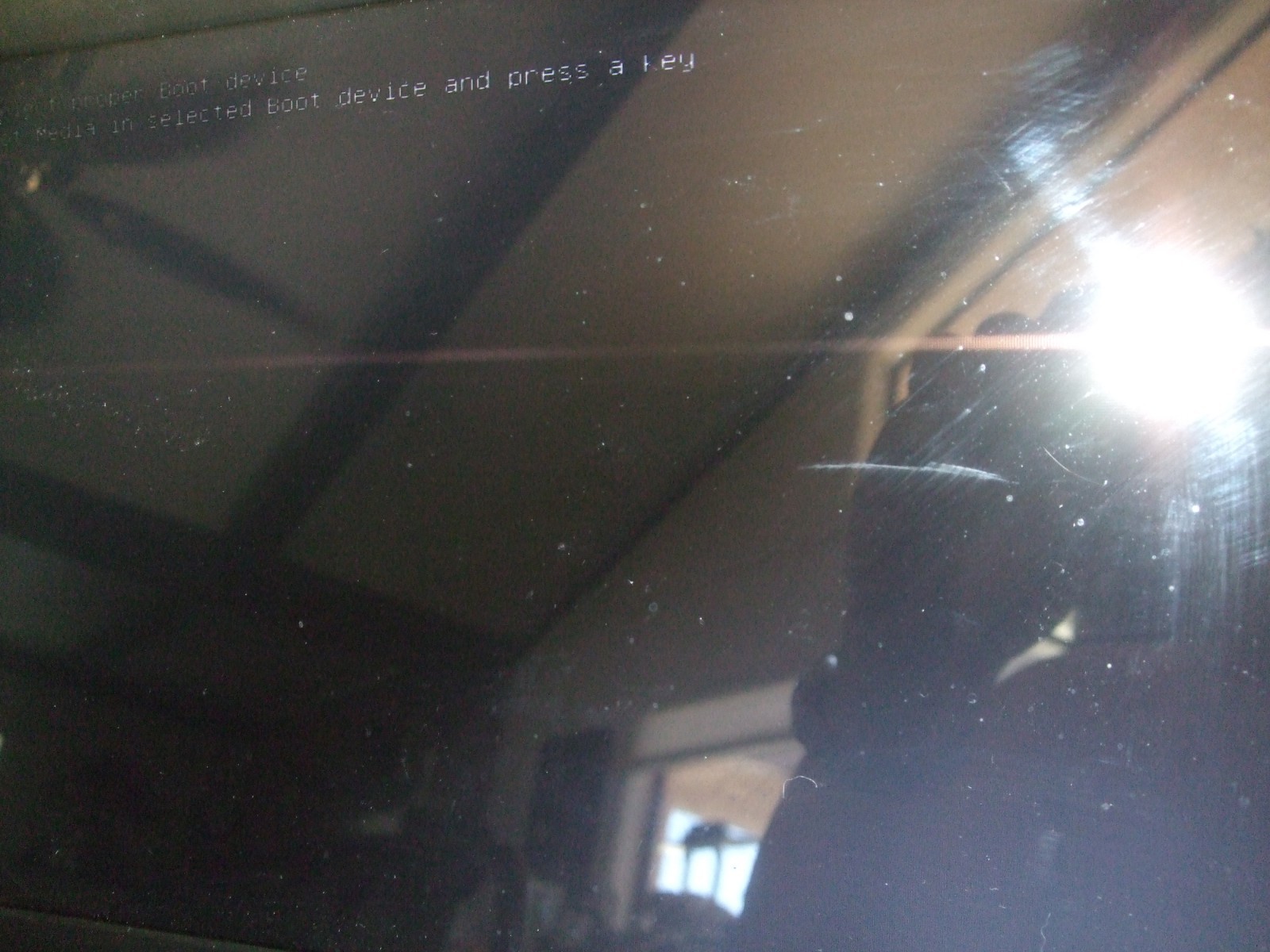 Toshiba Satellite C55-B5300 15.6″ no HD Intel N2840 2.58GHz 2.1GHZ 4GB DVD-PARTS