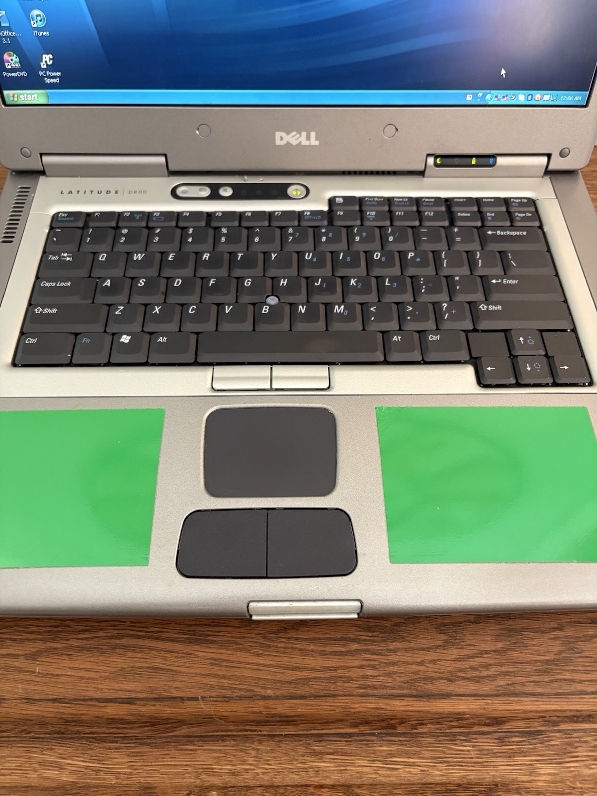Dell Latitude D800 Laptop Windows XPPro Pentium M 1.7GHz 1GB RAM 120GB HDDTested