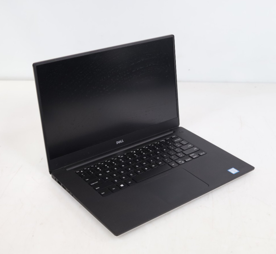Dell Precision 5520 15.6″ Xeon E3-1505M 16GB 512GB SSD Quadro M1200 No COA OS