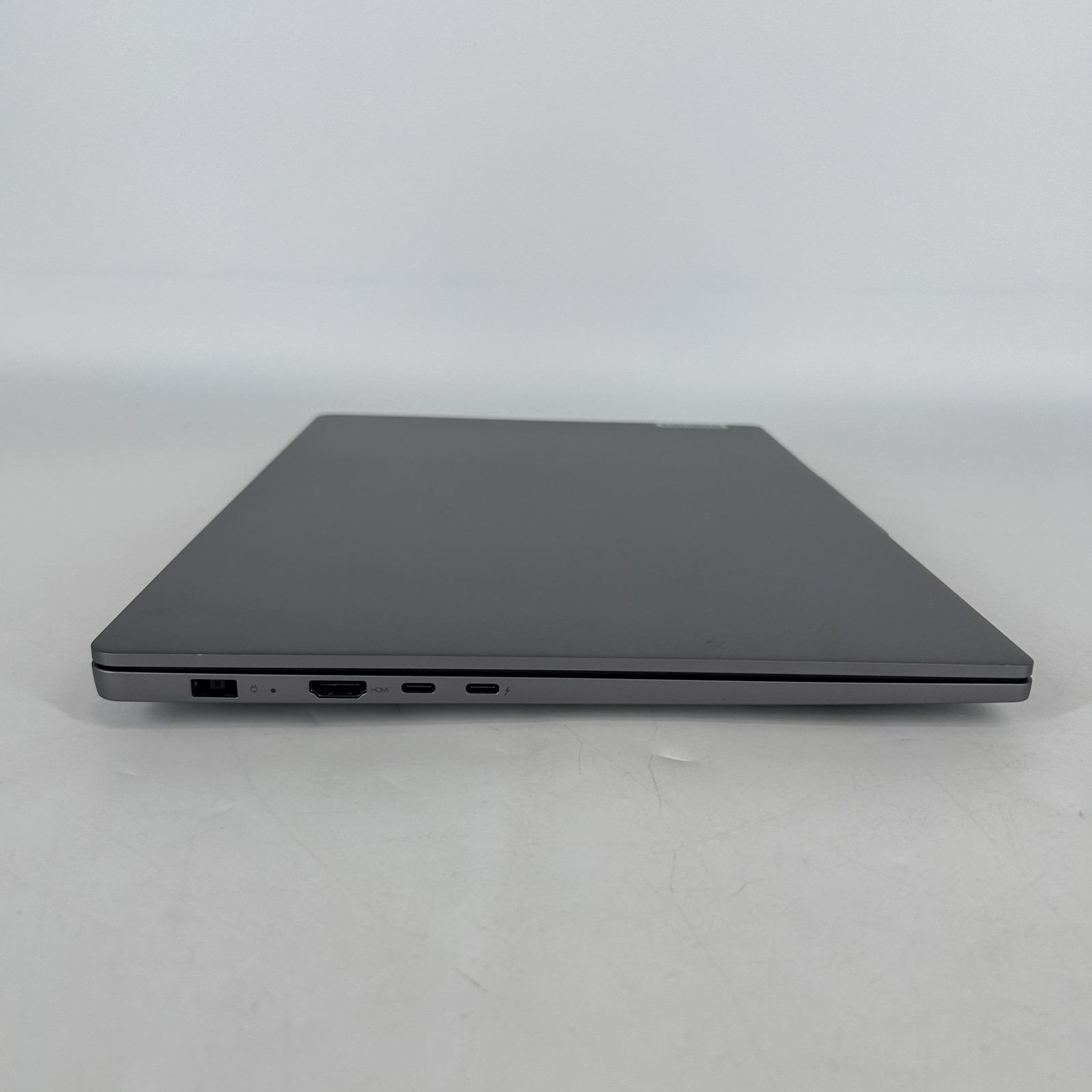 Lenovo IdeaPad Pro 5i 16 2K TOUCH 1.4 GHz Ultra 7 155H 16GB 1TB SSD RTX 3050