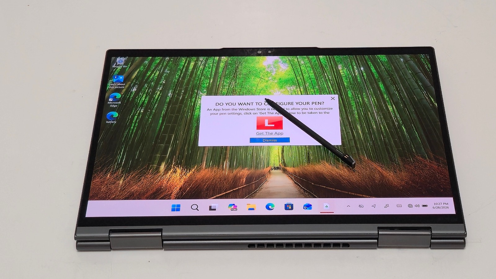 Lenovo ThinkPad X1 Yoga Gen 8 (i7-1365U CPU, 32 GB RAM 1 TB SSD) 14″ UHD Touch