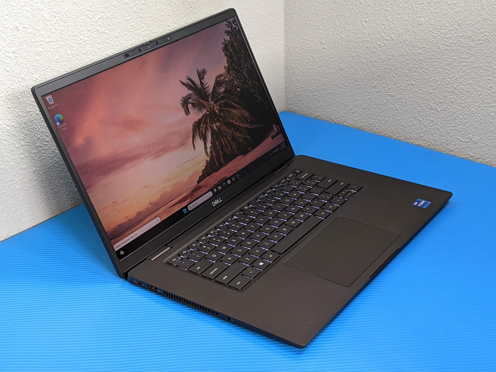 Dell Latitude 7520 15.6″UHD i7-1165G7 2.8GHz 16GB 512GB SSD WRTY-10/2026 +PowAd
