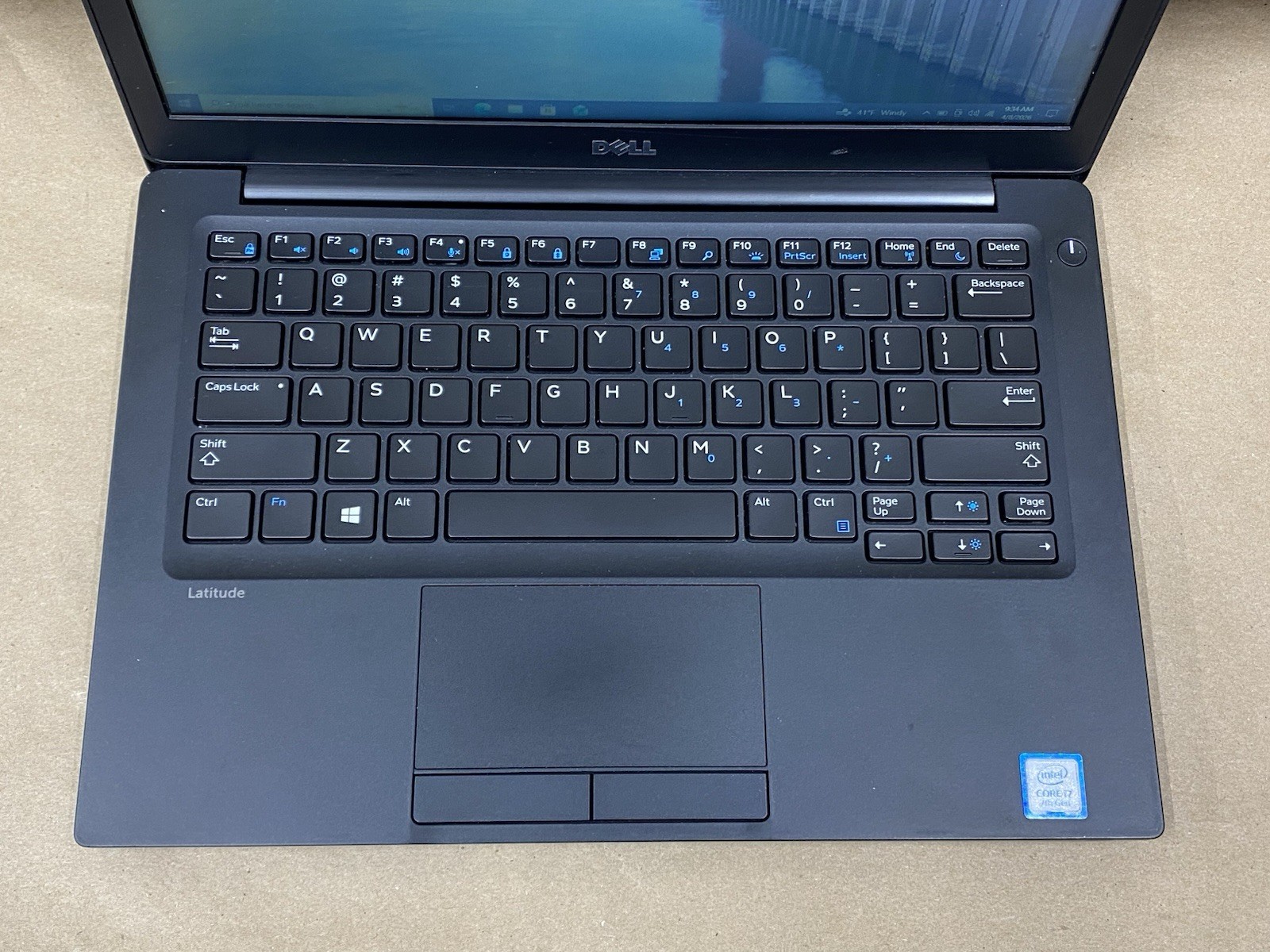 Dell Latitude 7280 – 12″ HD – i7-7600U – 4GB – 256GB SSD – Win 10 Pro – READ