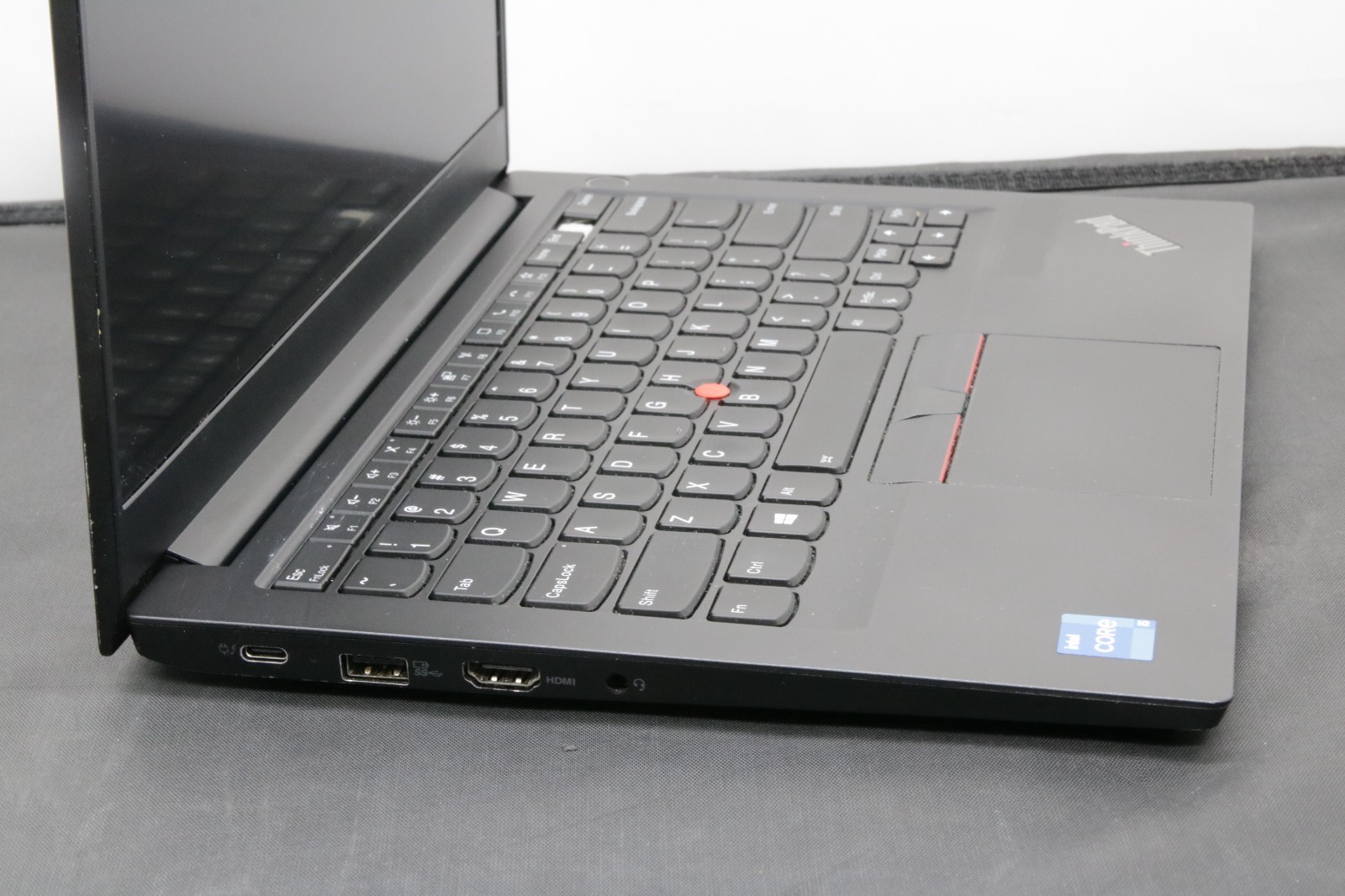Lenovo ThinkPad E14 Gen 2 – i5-1135G7 – 256GB, 8GB, Windows 11 – Bad Battery/Key