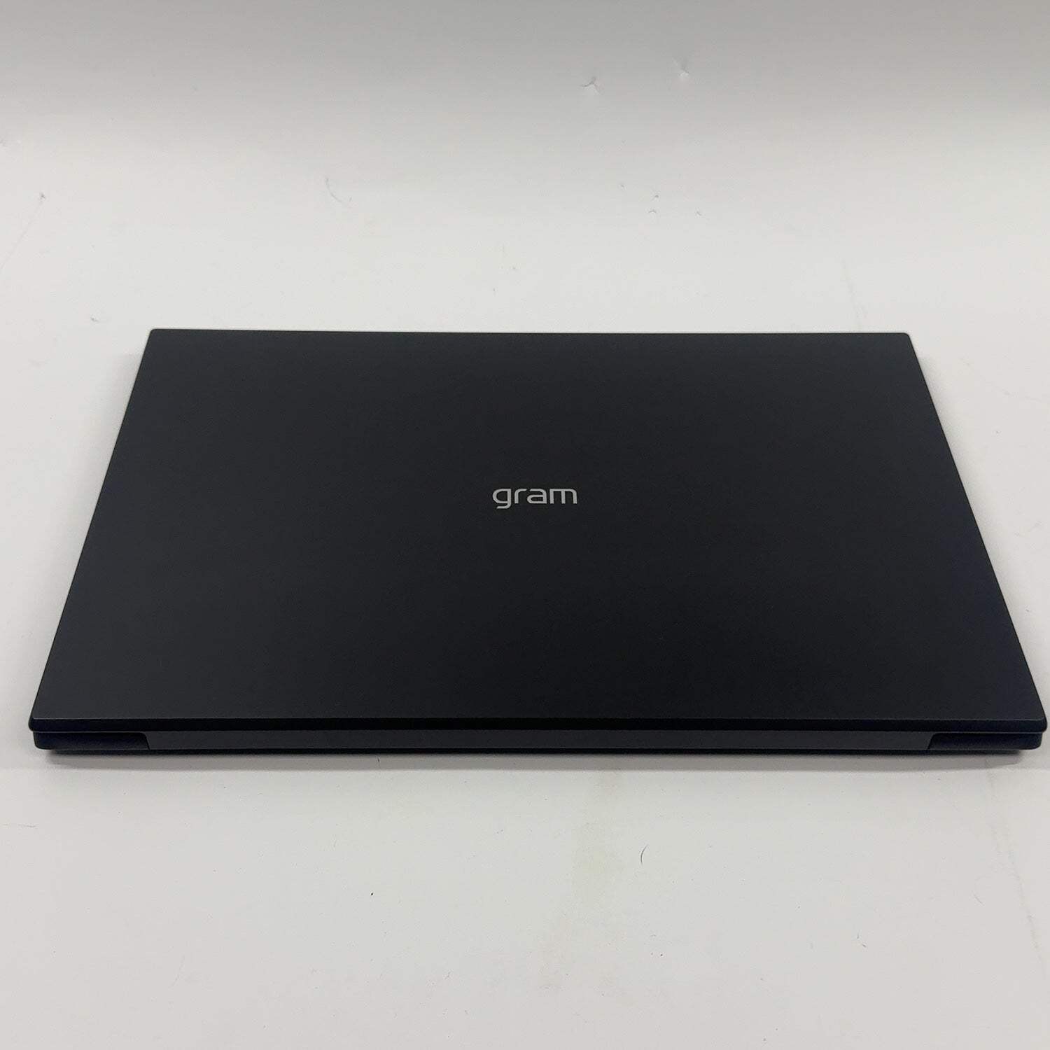 LG Gram 17Z90TL 17″ Ultra 9 288V 3.3GHz 32GB RAM 1TB SSD