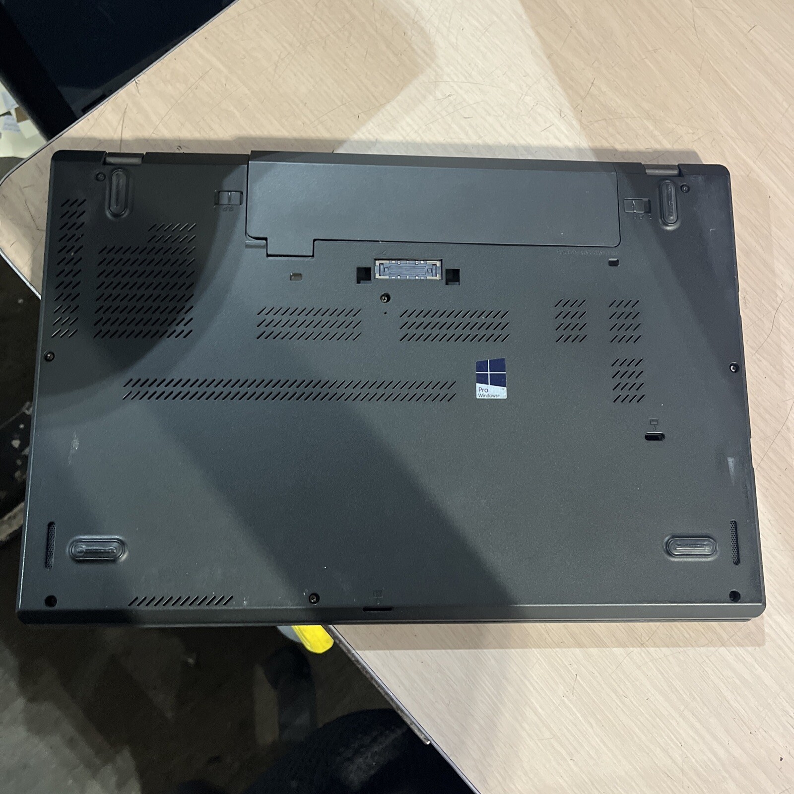 THINKPAD LENOVO T550 INTEL CORE I5-5600U 2.60GHZ 4GB RAM NO HD ~