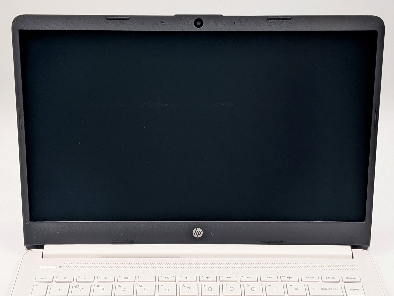 HP Laptop 14-dq0052dx 14″ HD CELERON N4120 64GB SSD 8GB W11 Webcam