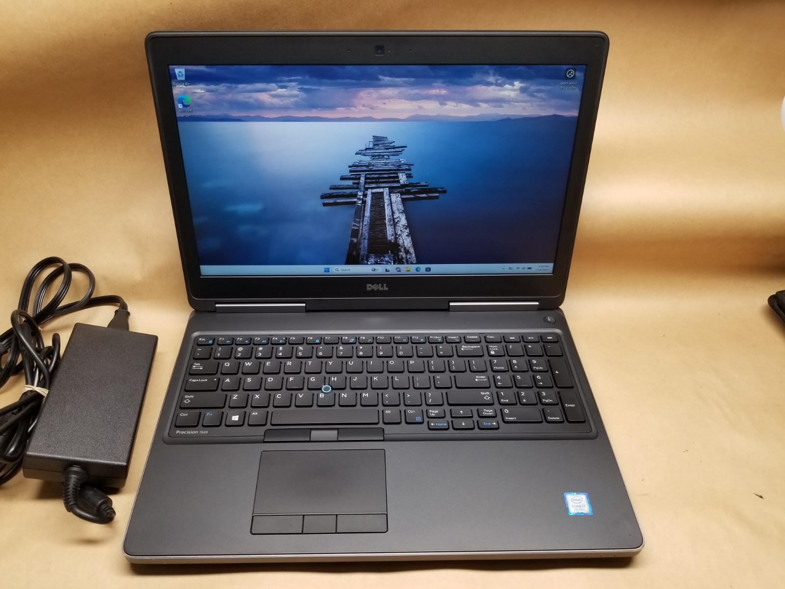 Dell Precision 7520 i7-7700HQ 16GB RAM 256GB SSD & 1TB HDD| Quadro M1200| WIN 11