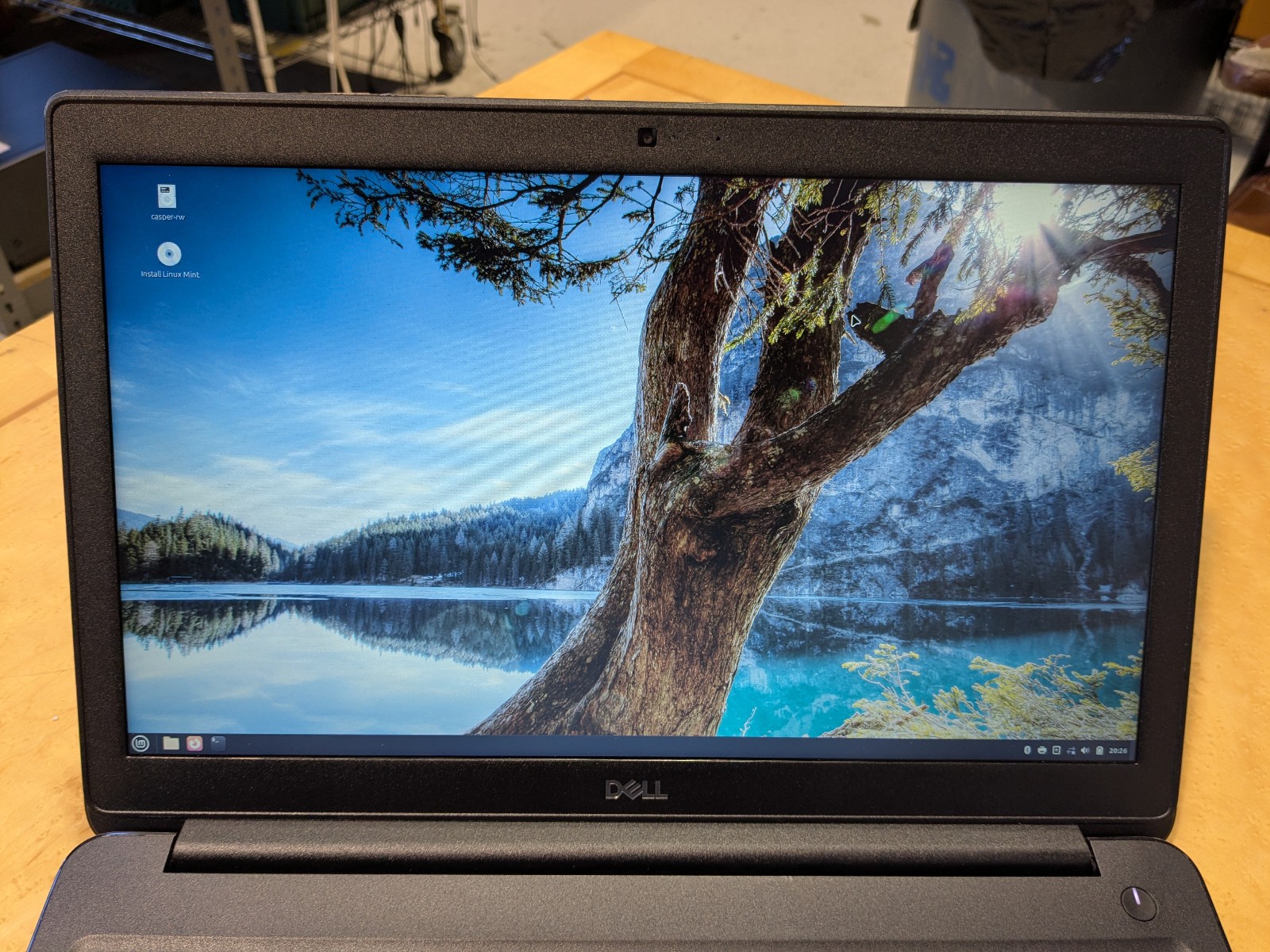 Dell Latitude 3500 FHD 15.6” i5-8265U 1.6GHz 8GB 256GB SSD No OS/AC Scratches#2