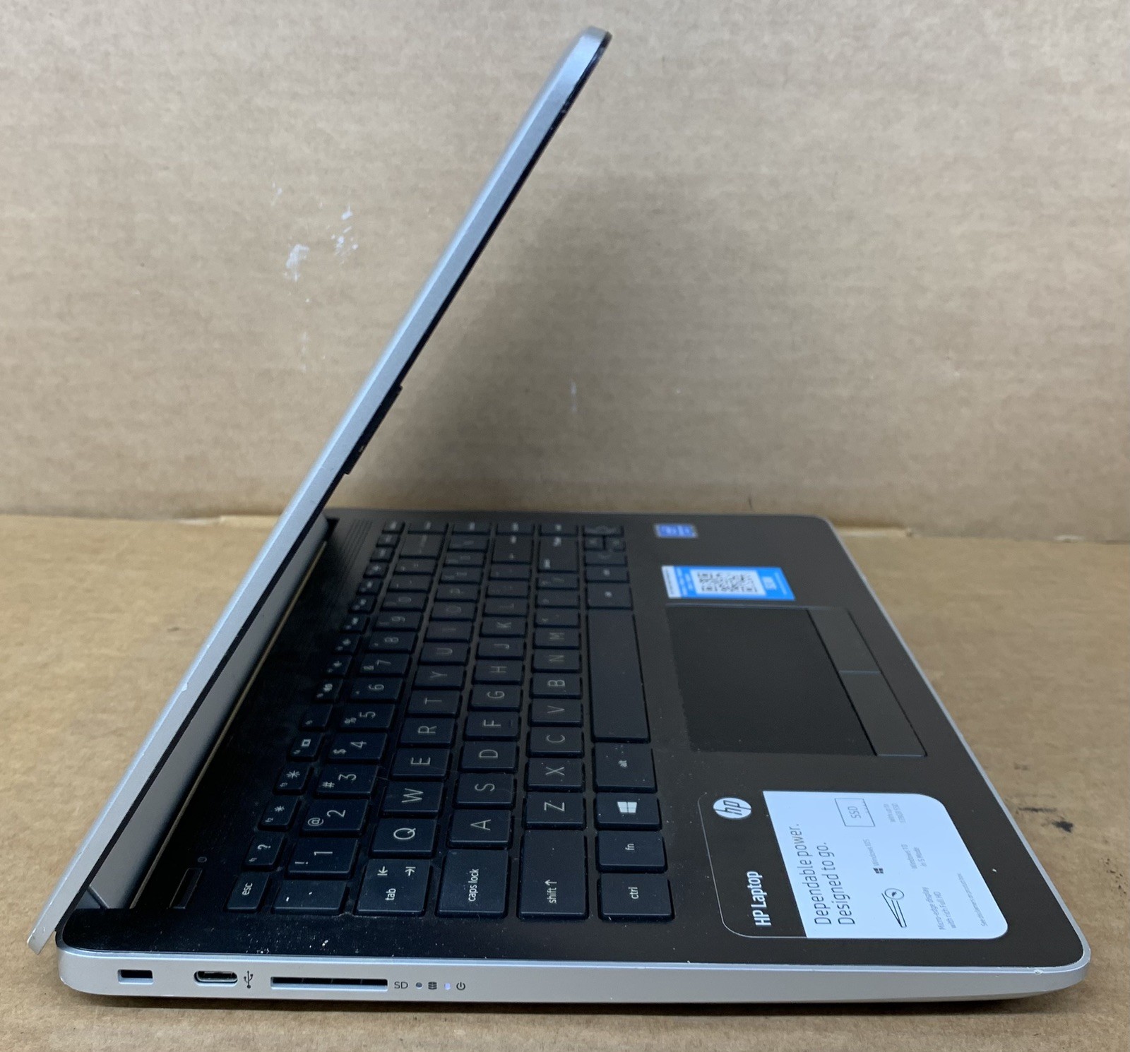 HP 14-df0010nr Intel Pentium Silver N5000@1.10GHz 4GB RAM 128GB SSD WIN 10P